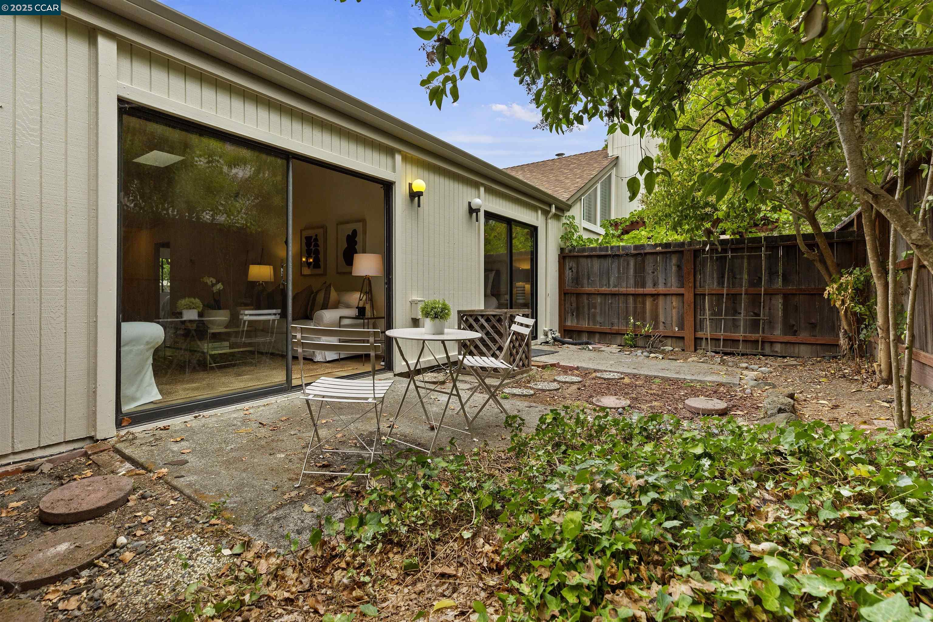 Photo #11: 41112765 Listing: Photo #11