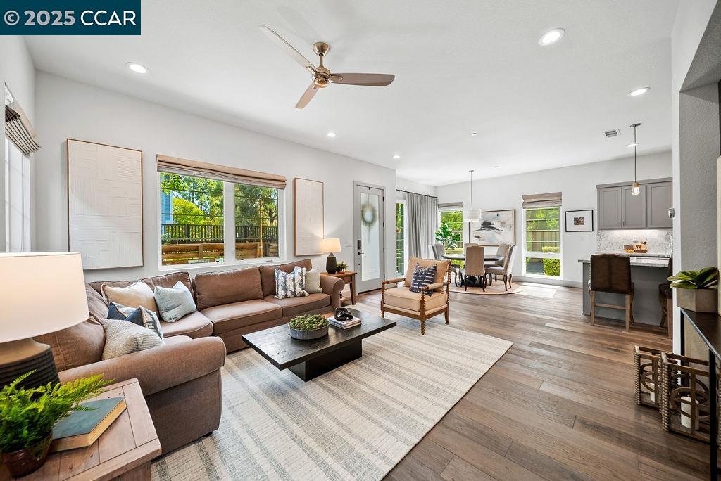 Photo #2: 41112768 Listing 