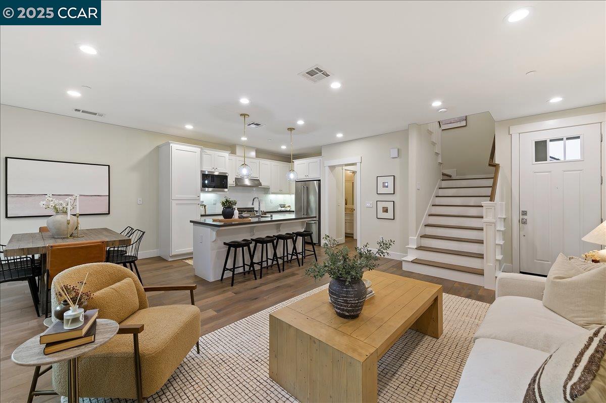 Photo #3: 41112770 Listing 