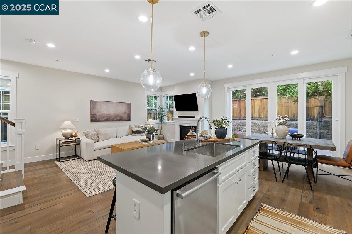 Photo #5: 41112770 Listing 