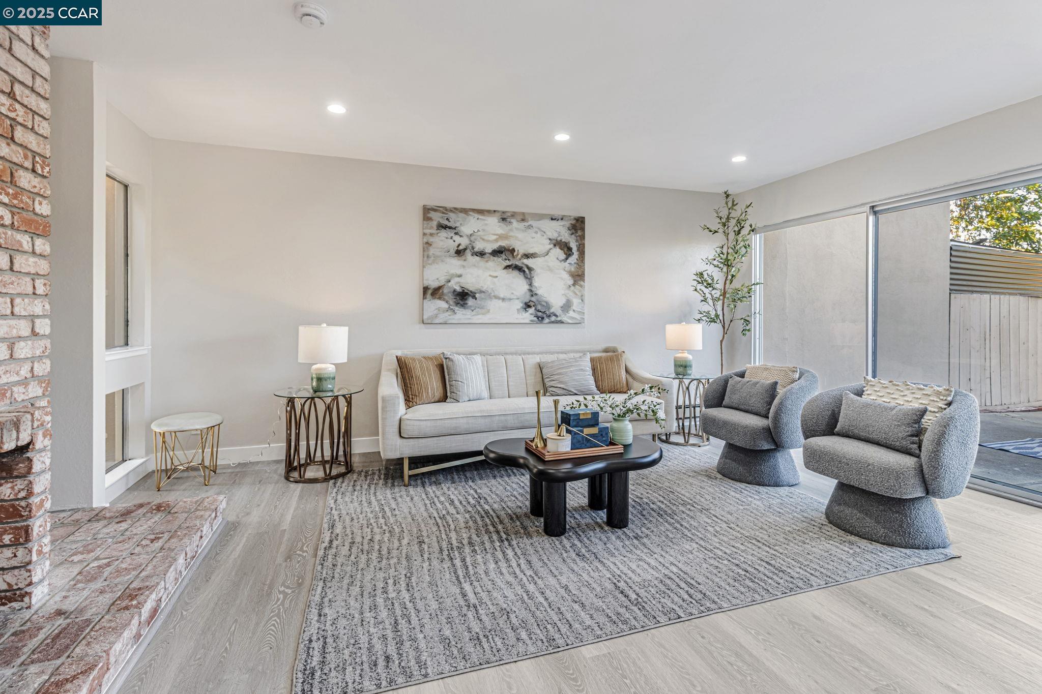 Detail Gallery Image 4 of 32 For 820 Hooshang Ct, Cupertino,  CA 95014 - 3 Beds | 1/1 Baths