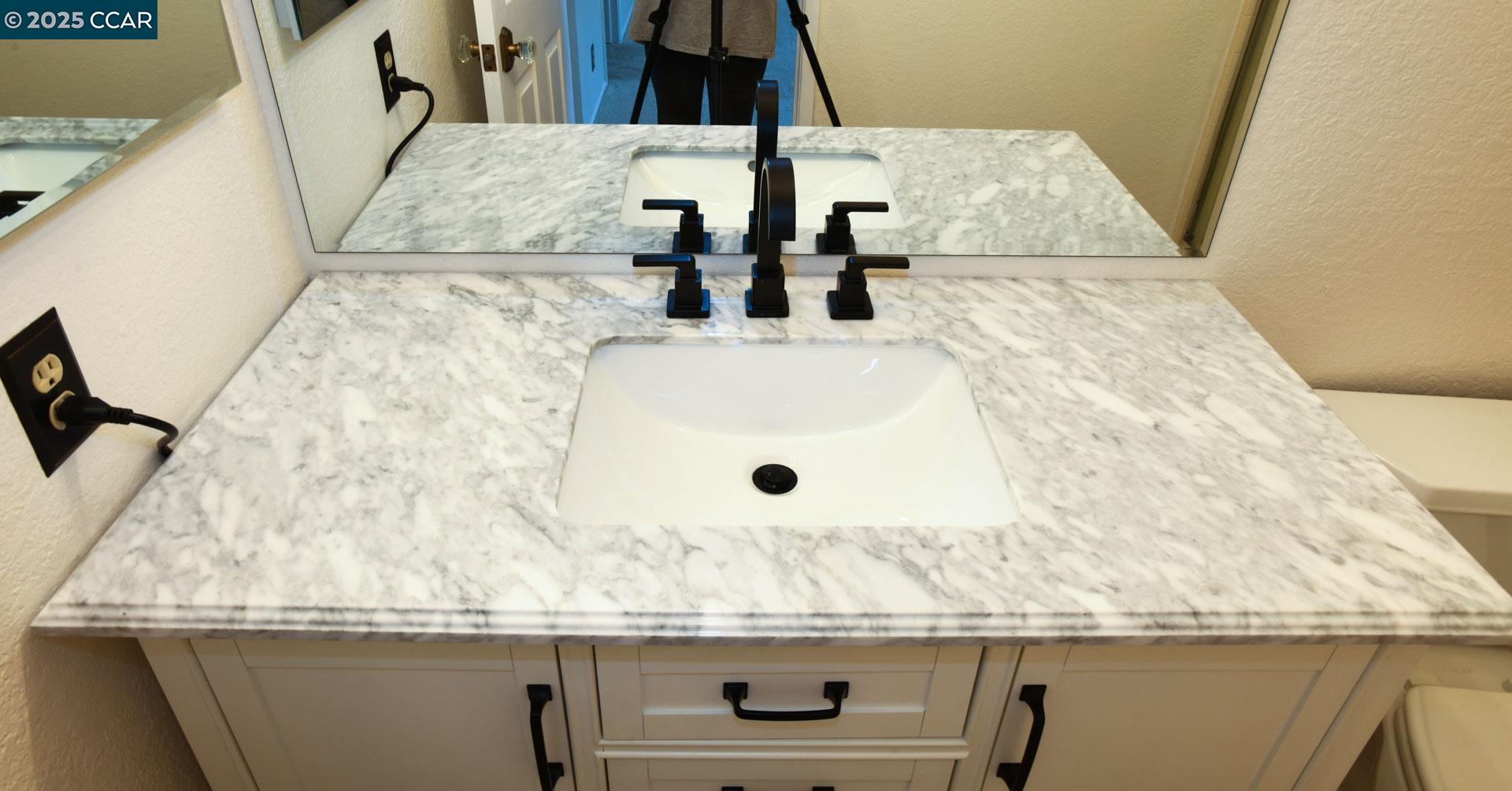 Detail Gallery Image 42 of 51 For 555 Willow Ct, Benicia,  CA 94510 - 2 Beds | 2/1 Baths