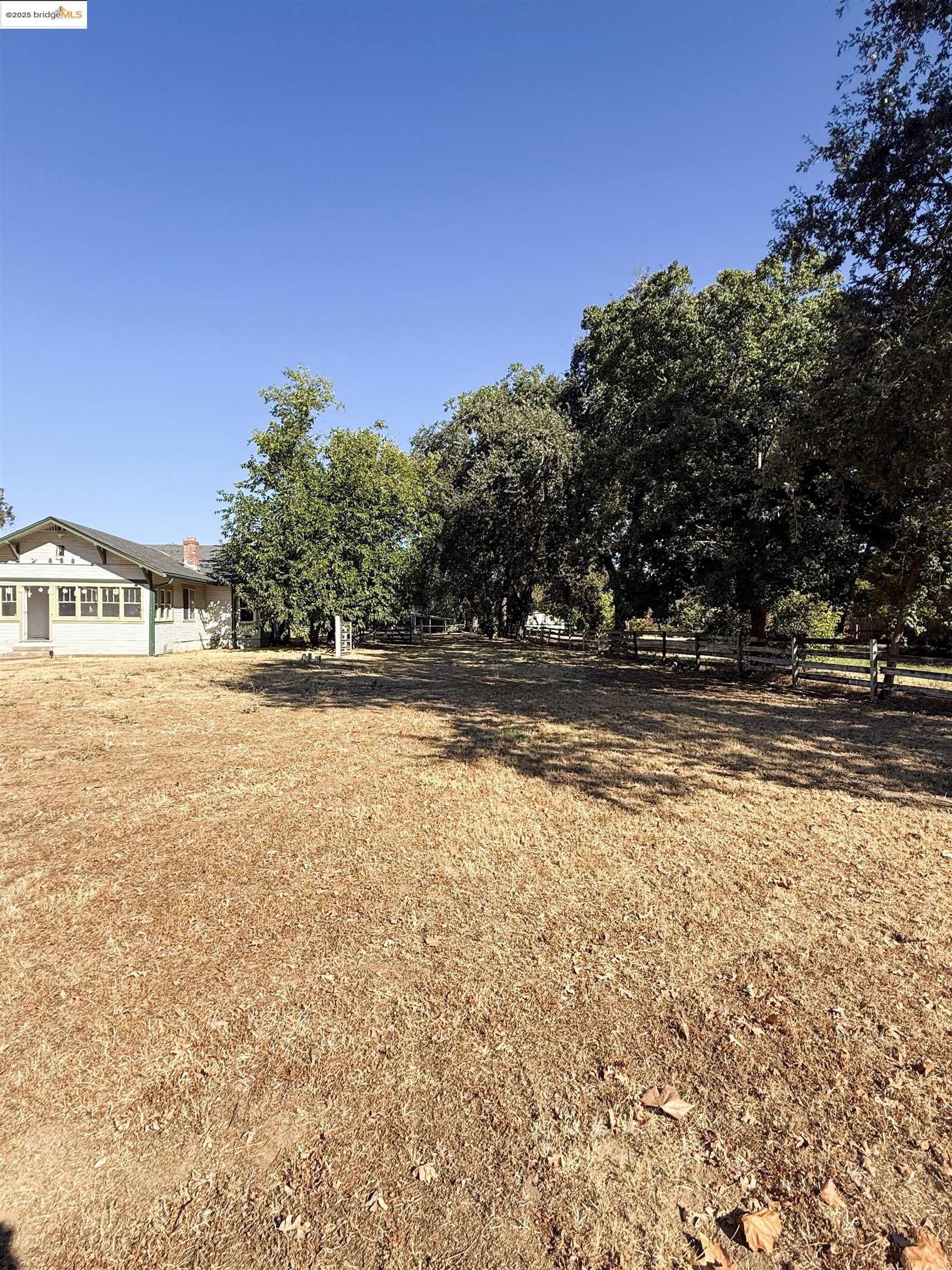 Detail Gallery Image 17 of 21 For 7036 Dry Creek, Rio Linda,  CA 95673 - 4 Beds | 2 Baths