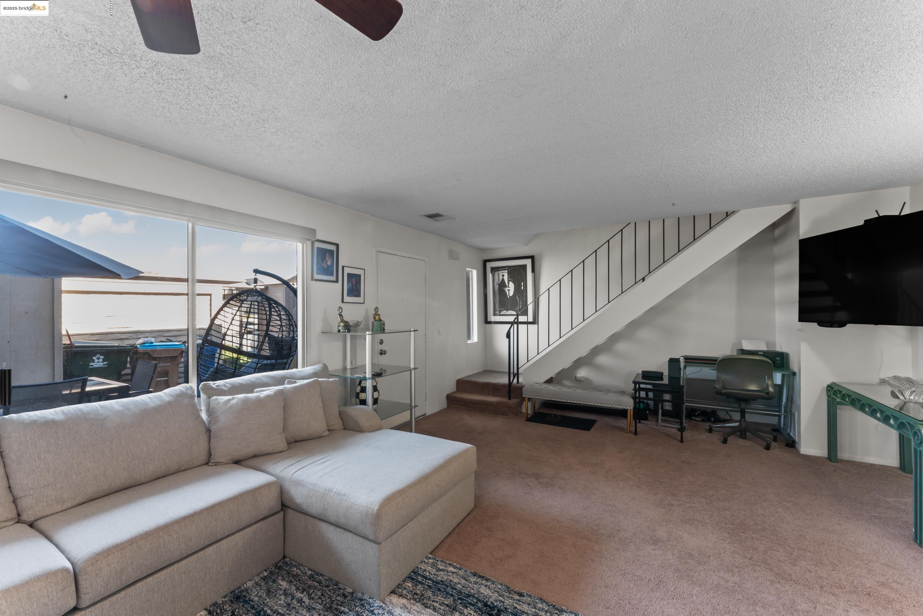 Photo #2: 41112817 Listing 