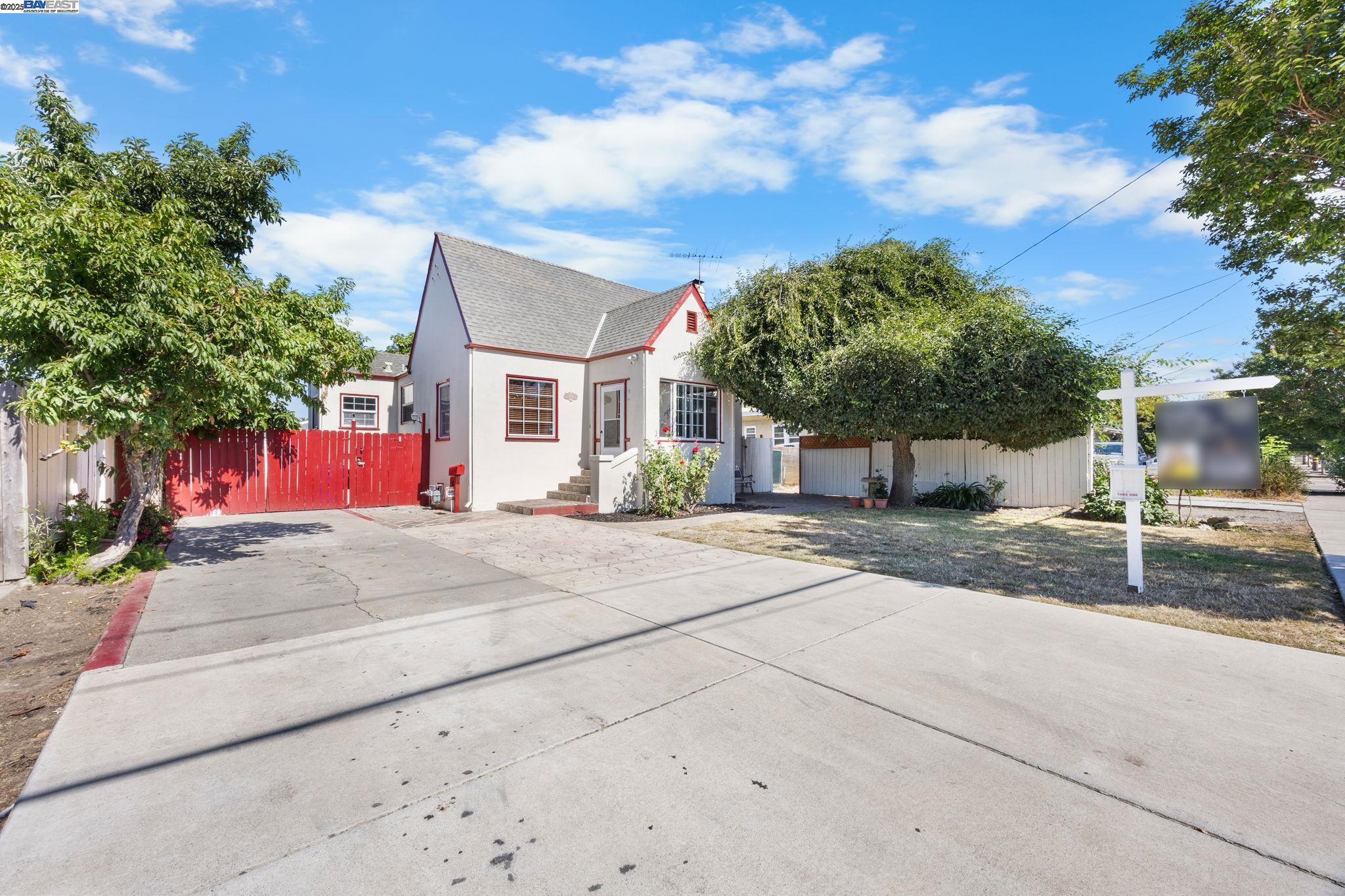 Front Image Thumbnail for BE41112822