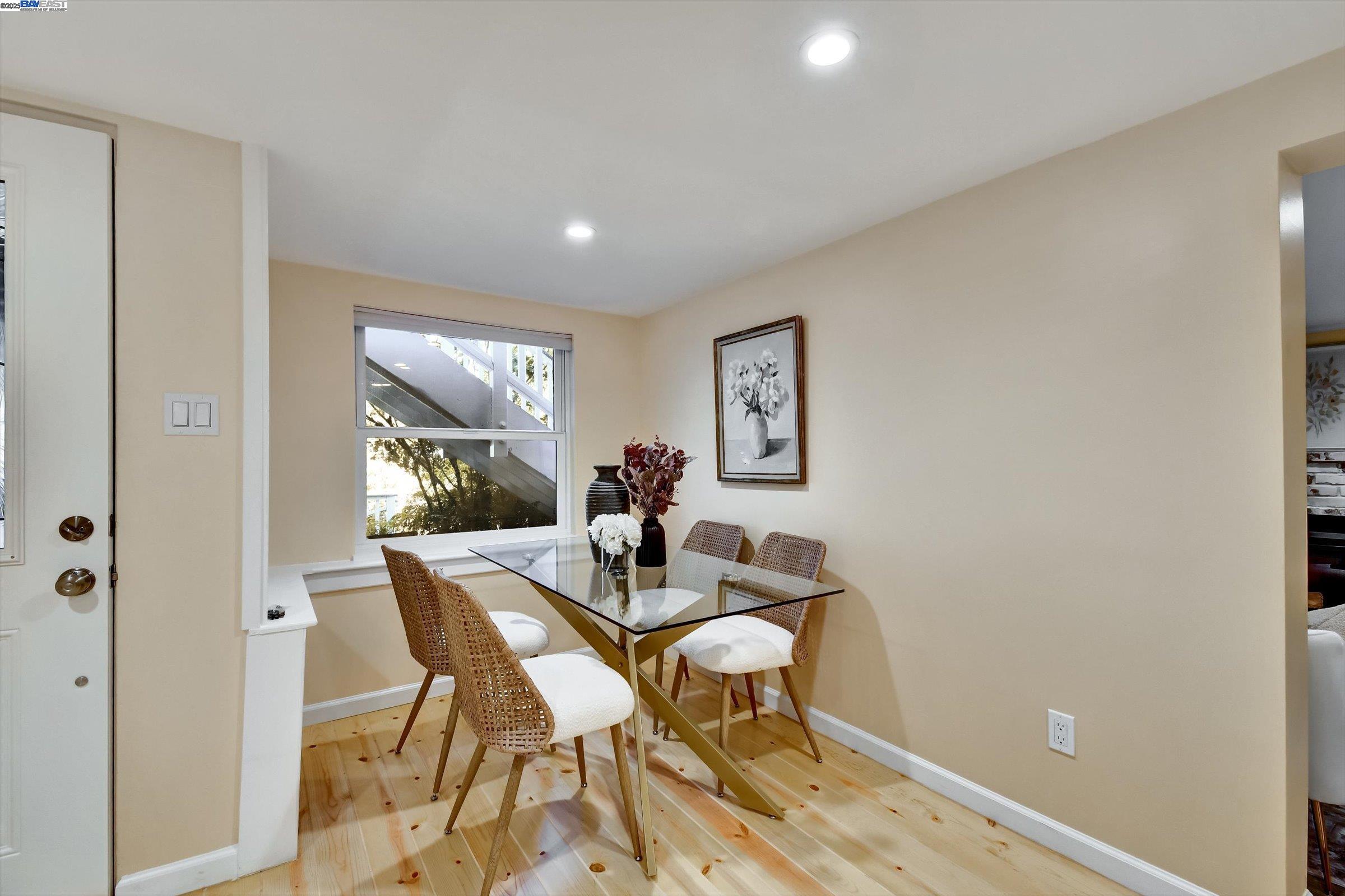 Detail Gallery Image 28 of 42 For 148 Auburn St, San Rafael,  CA 94901 - 4 Beds | 3/1 Baths