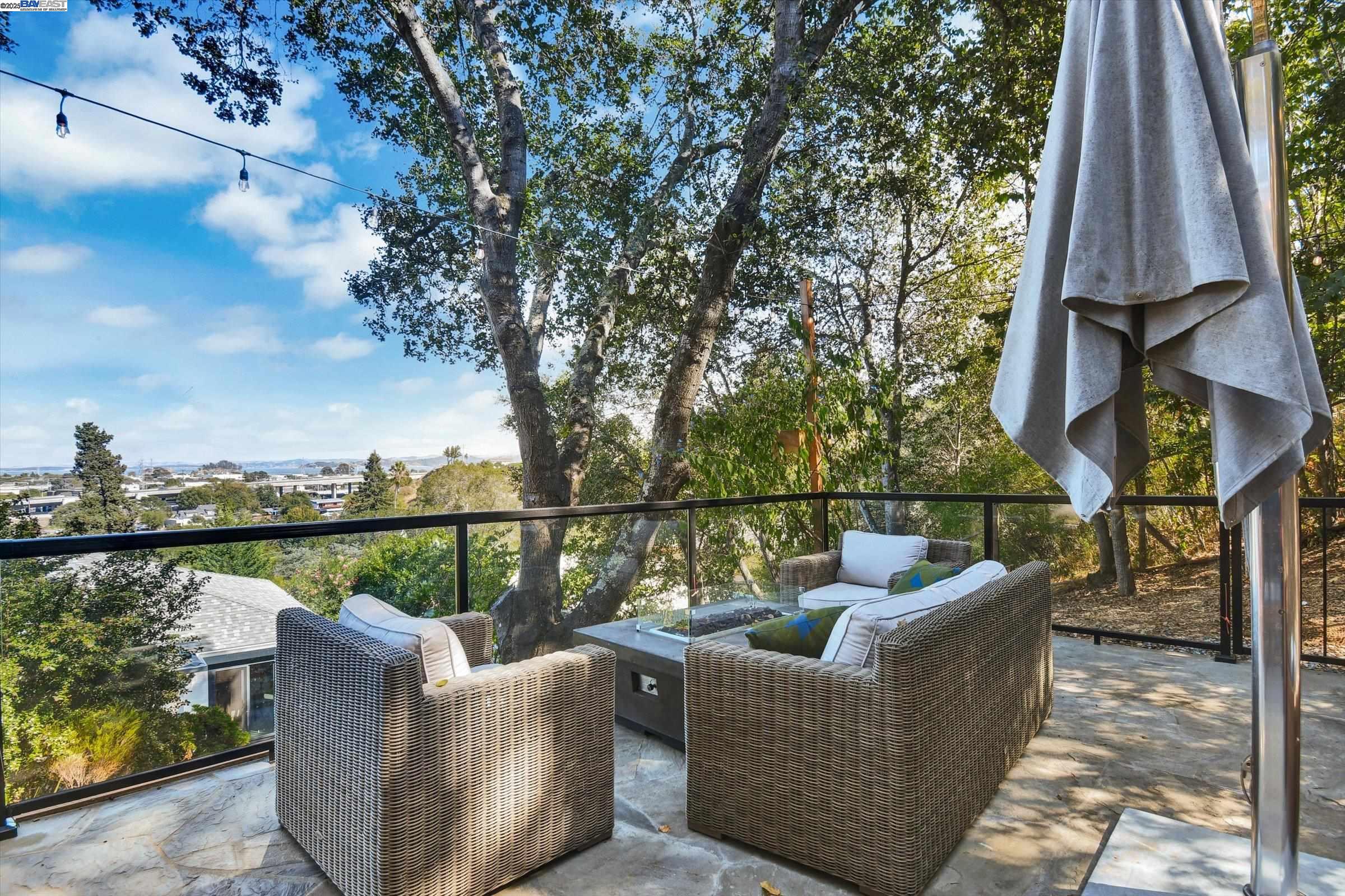 Detail Gallery Image 40 of 42 For 148 Auburn St, San Rafael,  CA 94901 - 4 Beds | 3/1 Baths