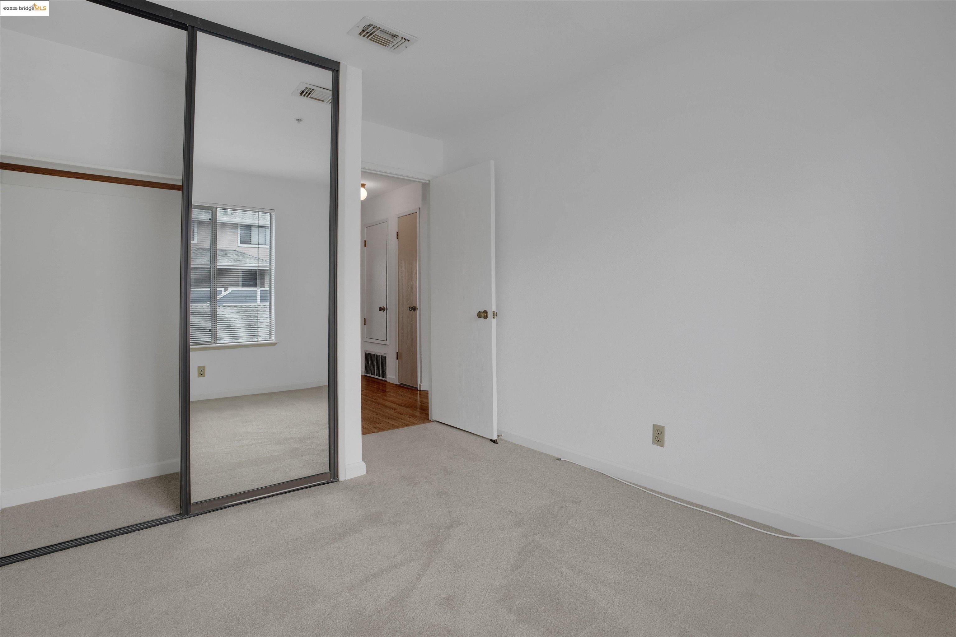 Photo #21: 41112829 Listing: Photo #21