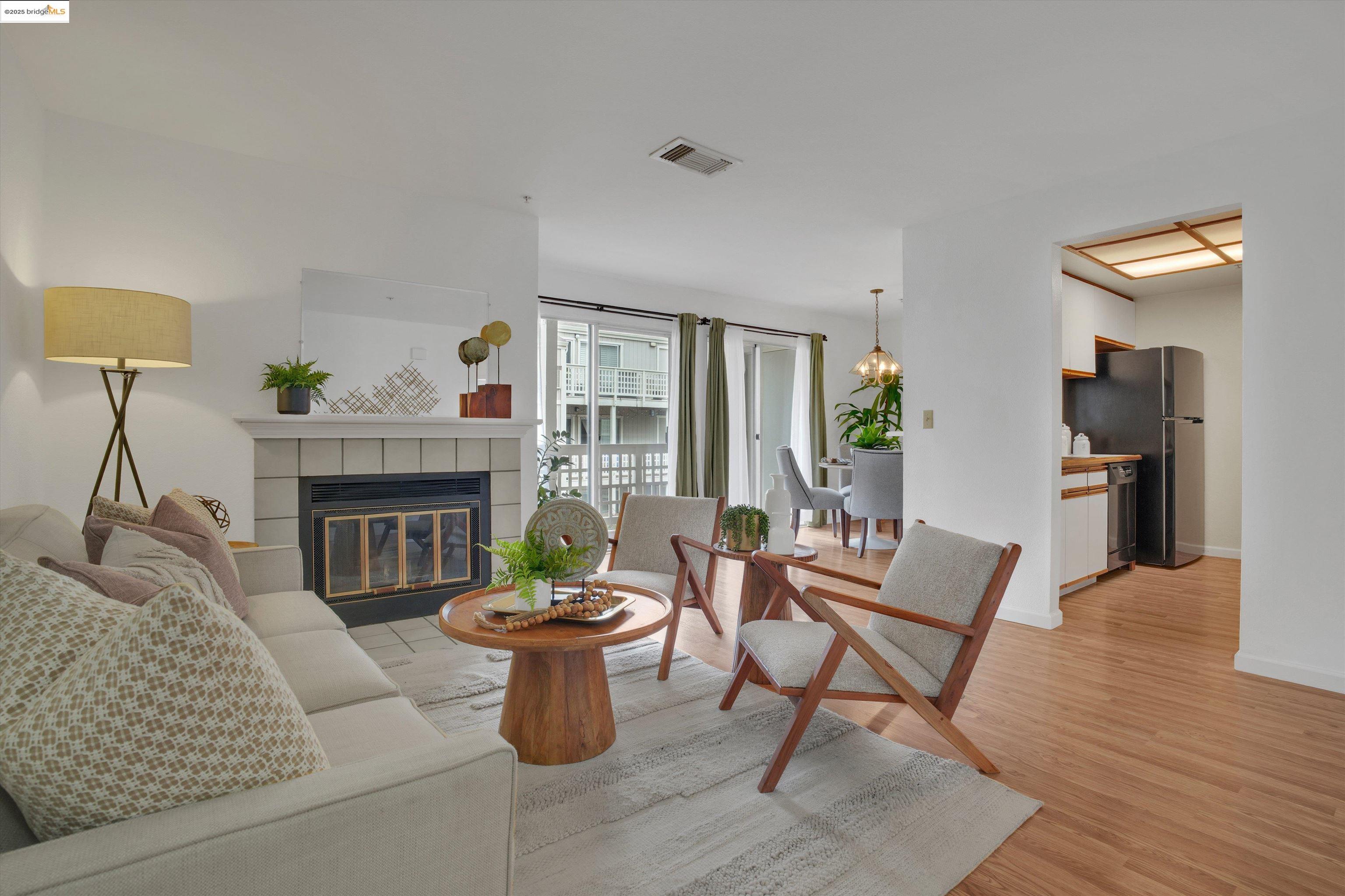 Photo #6: 41112829 Listing 