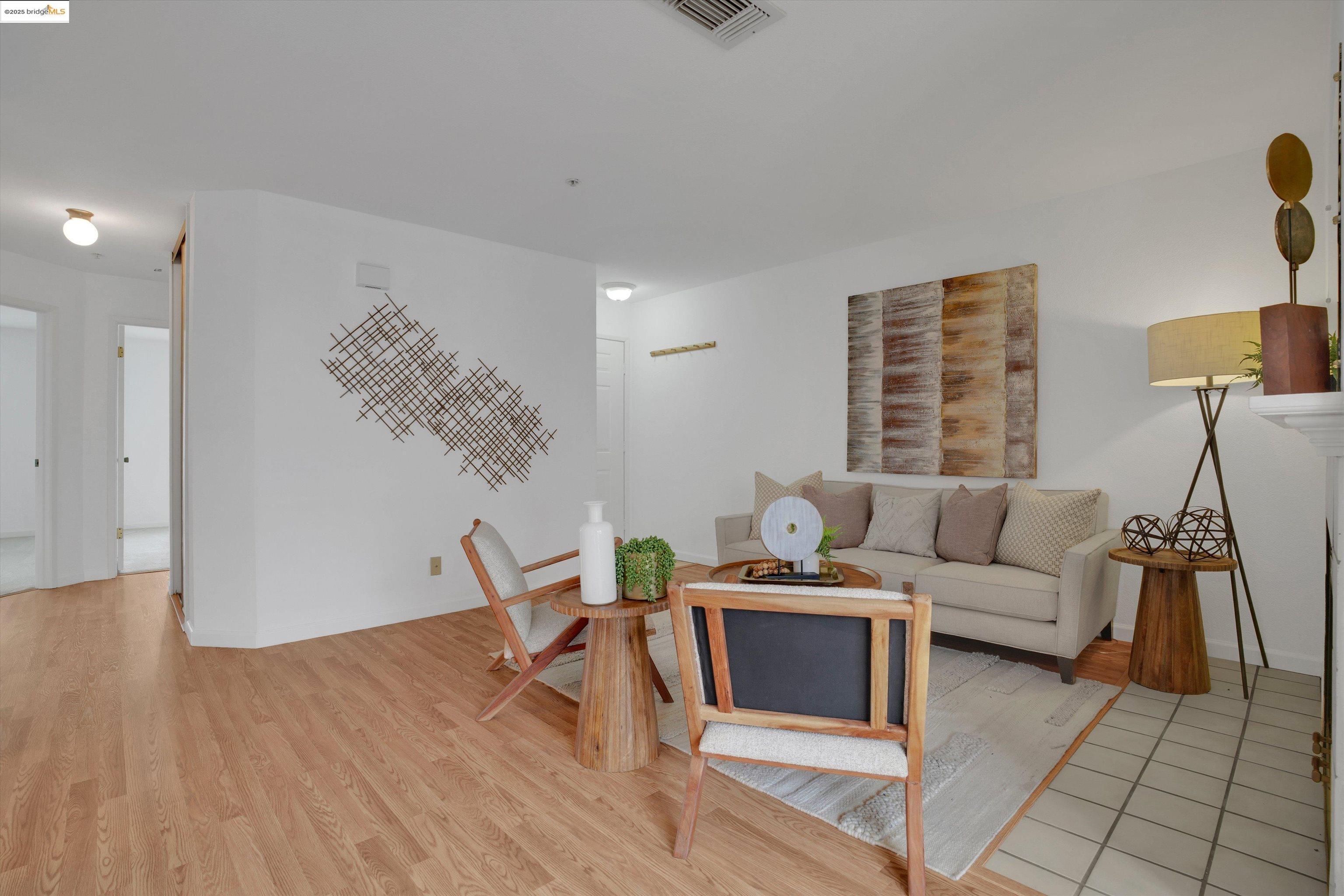 Photo #9: 41112829 Listing: Photo #9