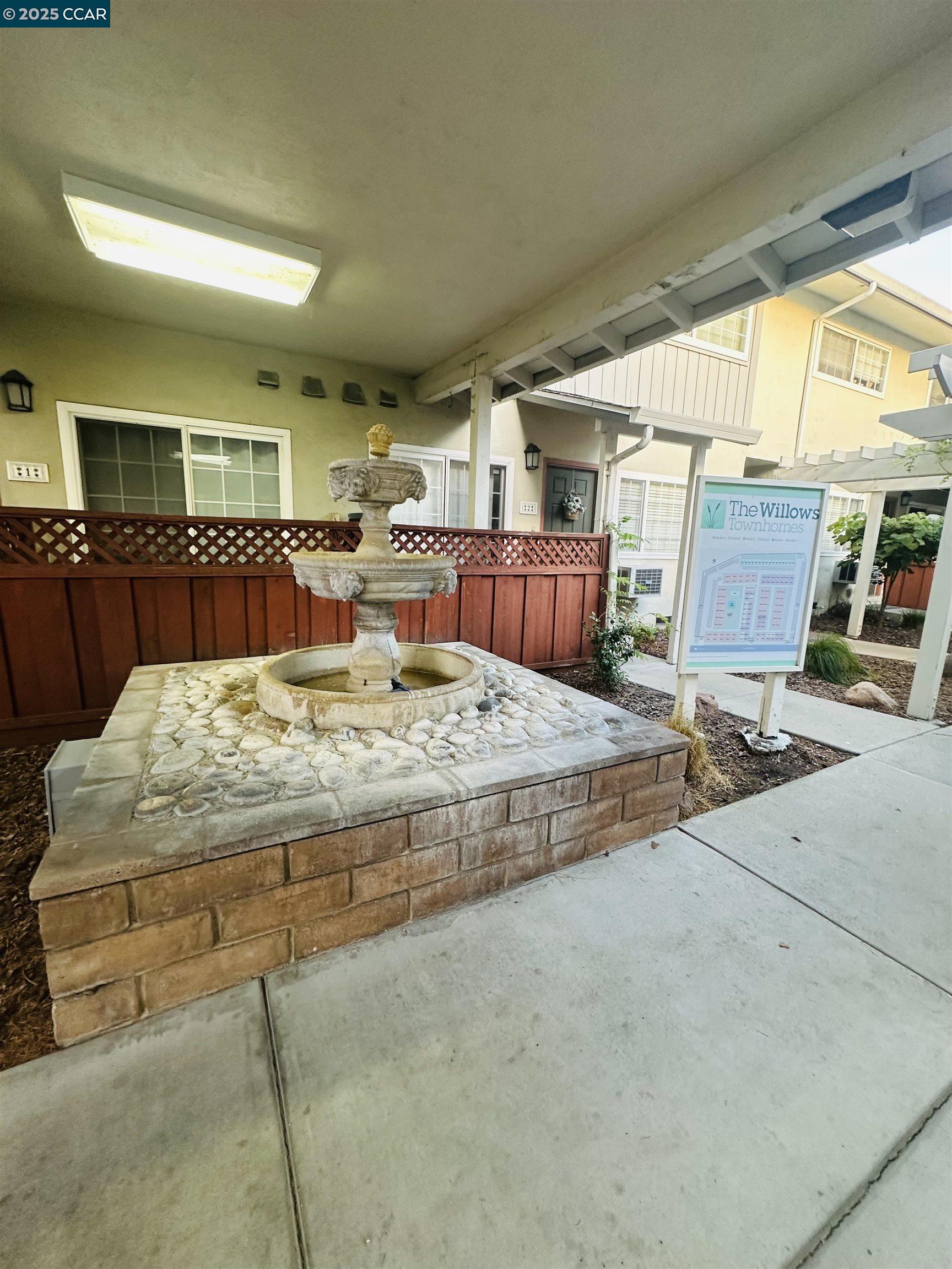 Detail Gallery Image 34 of 45 For 670 Fargo Ave #5,  San Leandro,  CA 94579 - 3 Beds | 2/1 Baths