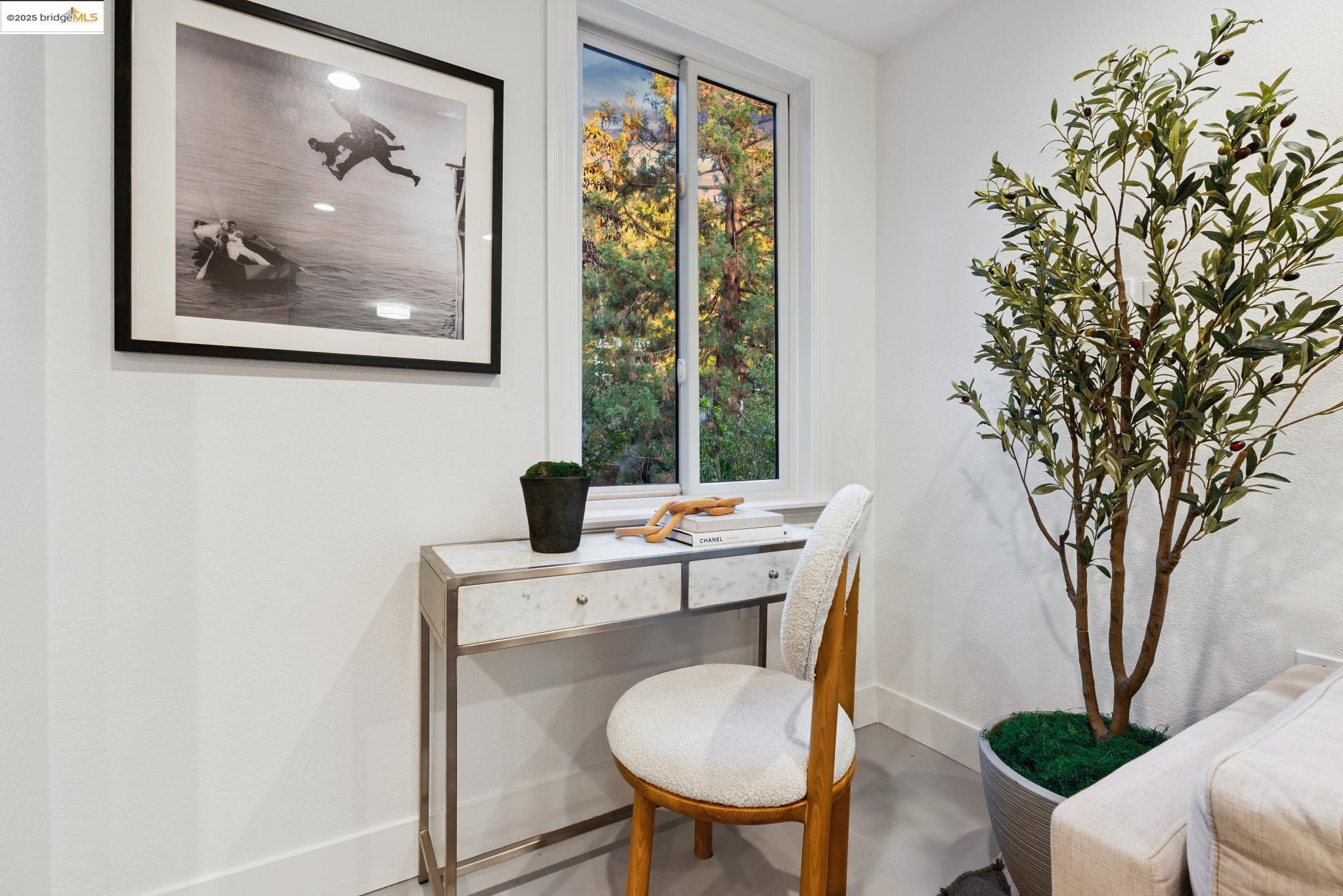 Detail Gallery Image 44 of 49 For 5673 Florence Ter, Oakland,  CA 94611 - 2 Beds | 2 Baths