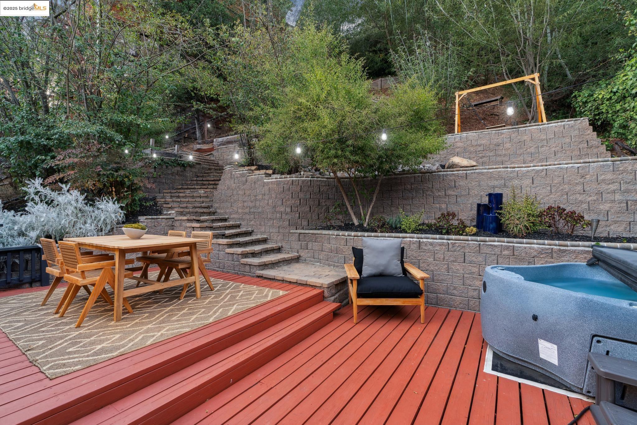 Detail Gallery Image 45 of 49 For 5673 Florence Ter, Oakland,  CA 94611 - 2 Beds | 2 Baths