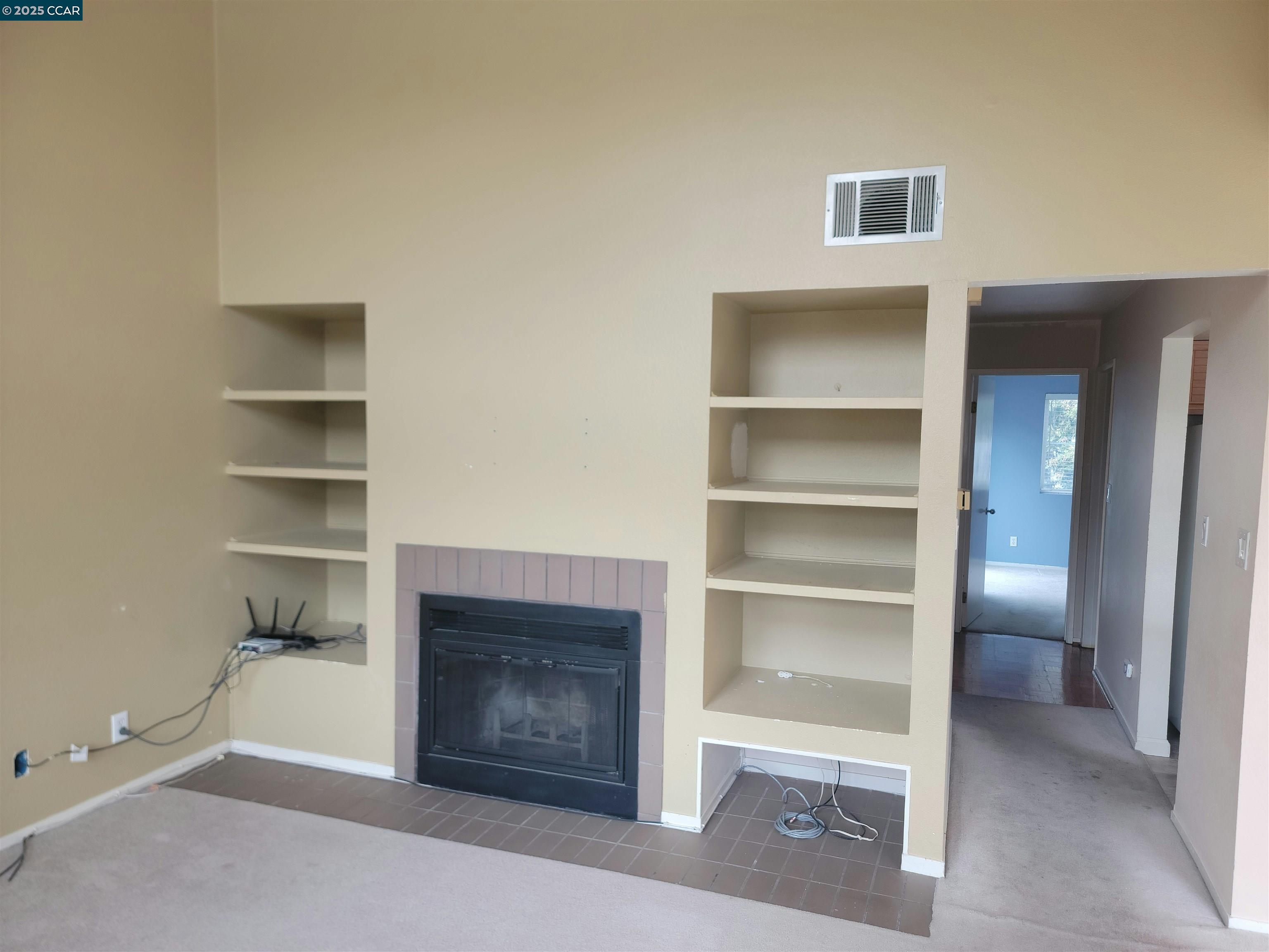 Photo #8: 41112854 Listing: Photo #8