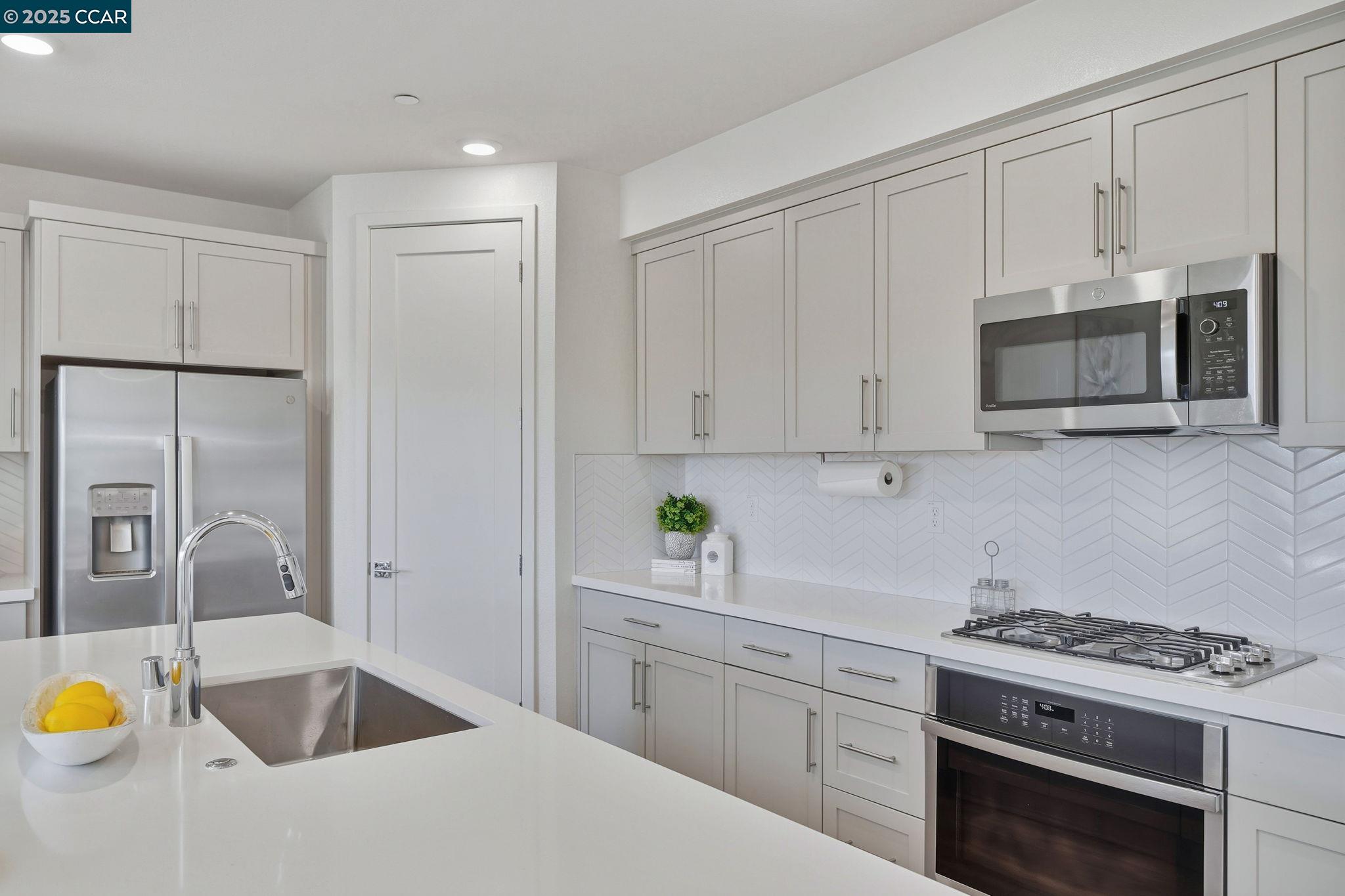 Photo #14: 41112870 Listing: Photo #14