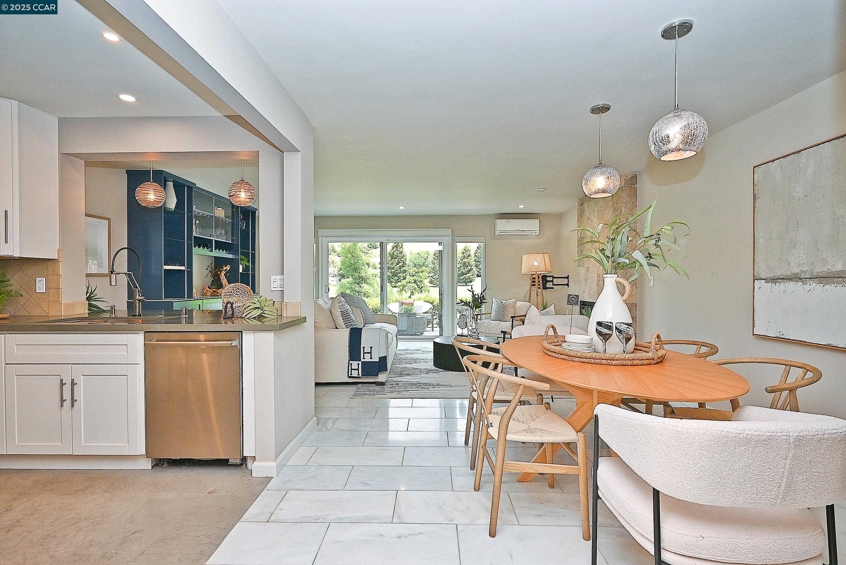 Photo #12: 41112876 Listing: Photo #12