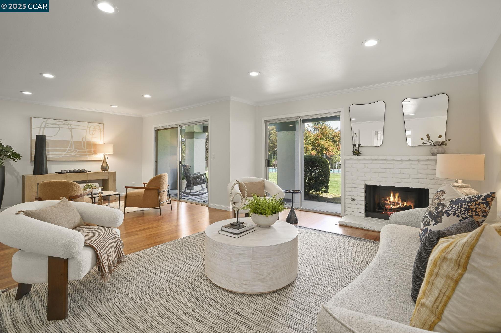 Photo #2: 41112888 Listing 