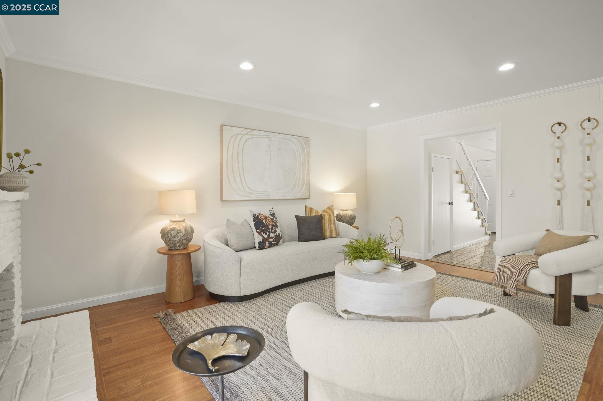 Photo #5: 41112888 Listing 