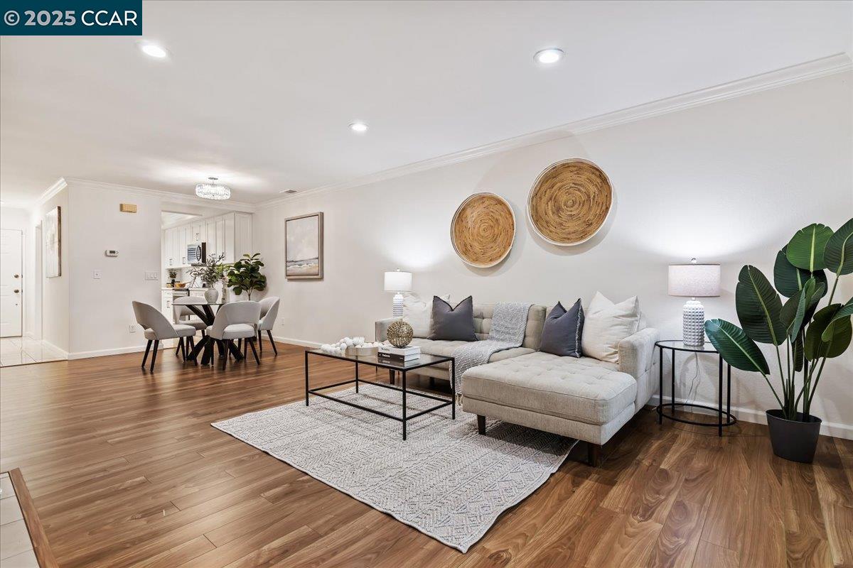 Photo #2: 41112890 Listing 