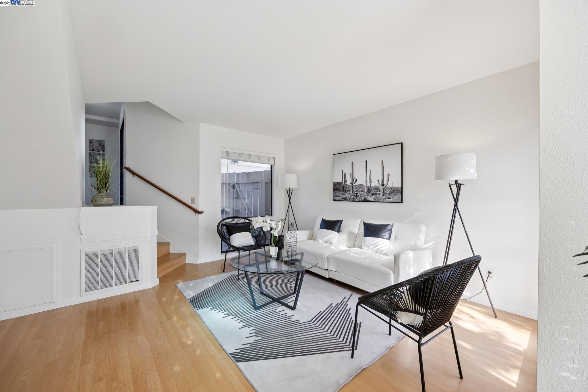 Detail Gallery Image 29 of 47 For 133 Mecartney Rd, Alameda,  CA 94502 - – Beds | – Baths