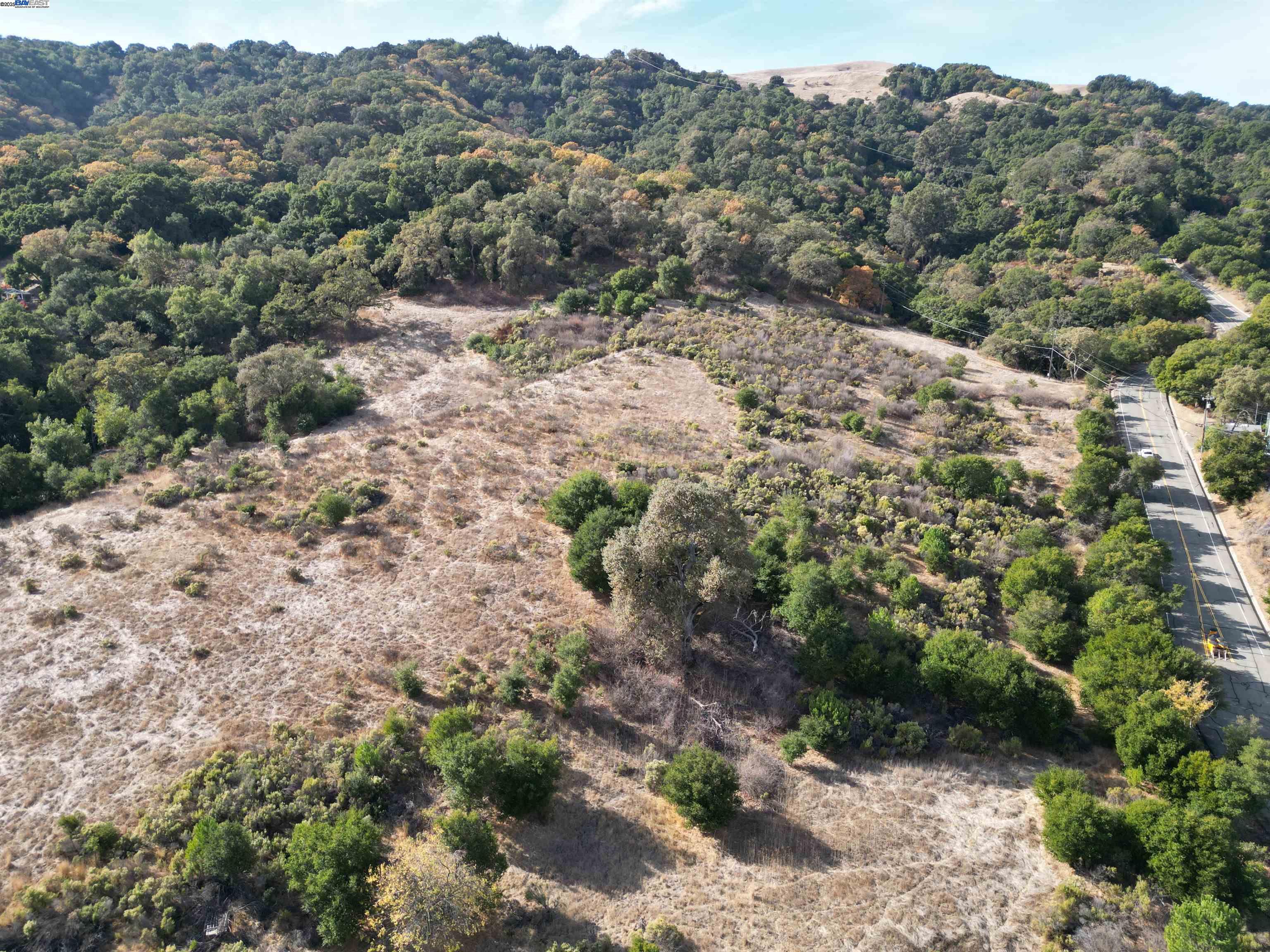 Detail Gallery Image 13 of 25 For 3984 Foothill Rd, Pleasanton,  CA 94588 - – Beds | – Baths