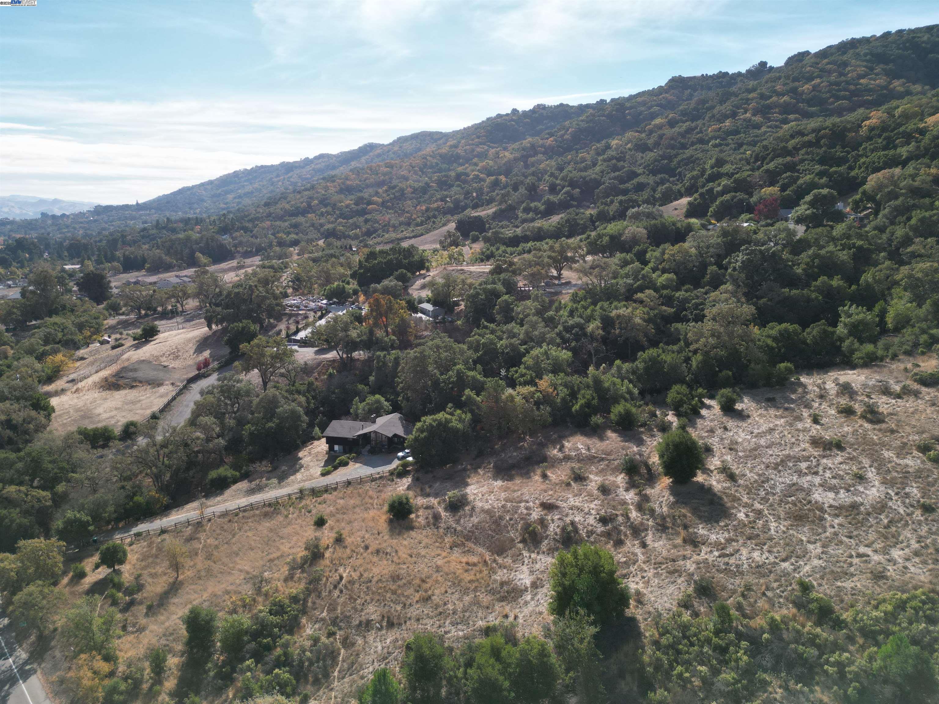 Detail Gallery Image 14 of 25 For 3984 Foothill Rd, Pleasanton,  CA 94588 - – Beds | – Baths