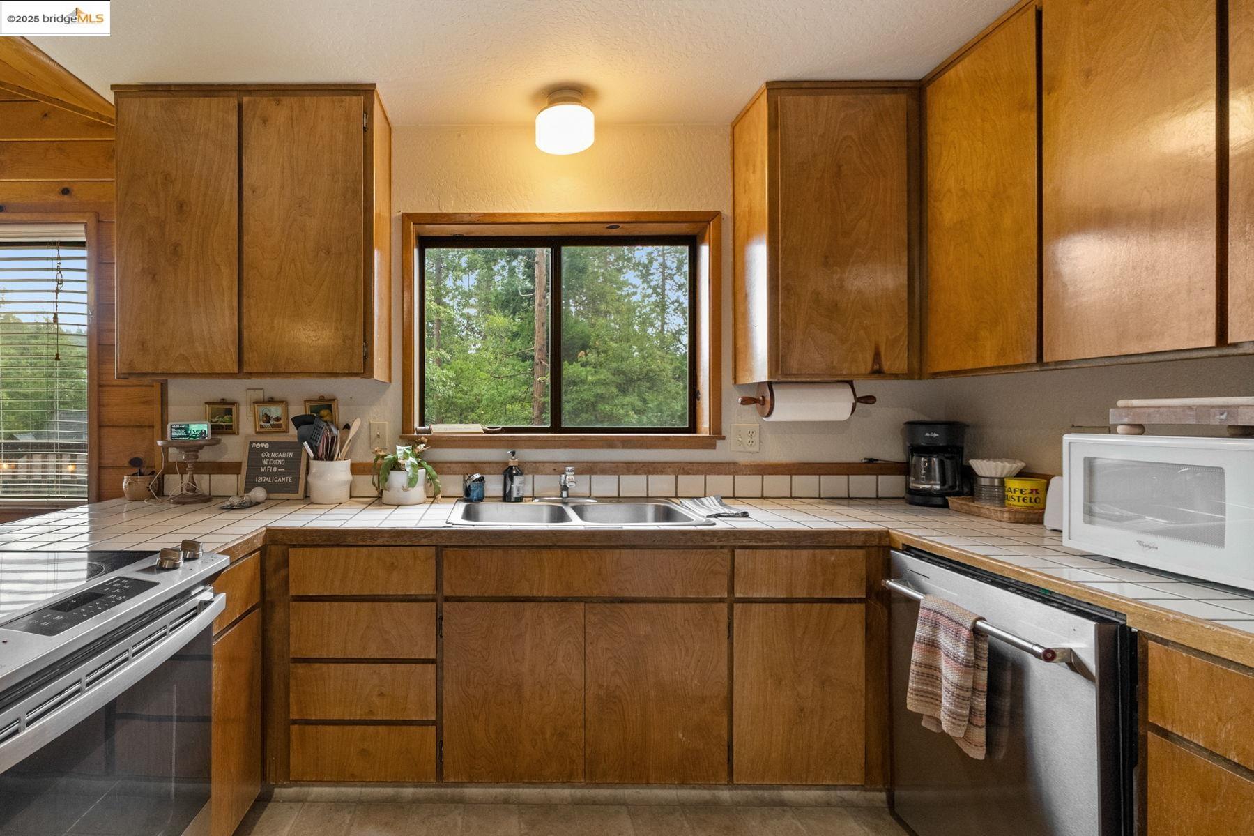 Detail Gallery Image 15 of 30 For 22930 Placer Dr, Twain Harte,  CA 95383 - 2 Beds | 1 Baths