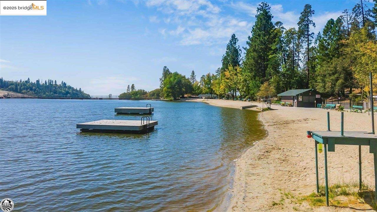 Detail Gallery Image 23 of 30 For 22930 Placer Dr, Twain Harte,  CA 95383 - 2 Beds | 1 Baths