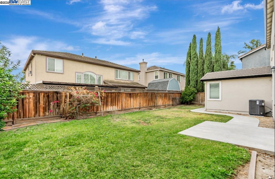 Detail Gallery Image 27 of 27 For 1052 Moss Ln, Lathrop,  CA 95330 - 5 Beds | 3 Baths