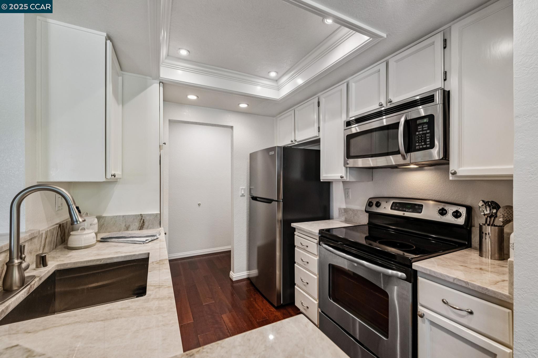 Photo #15: 41112915 Listing: Photo #15