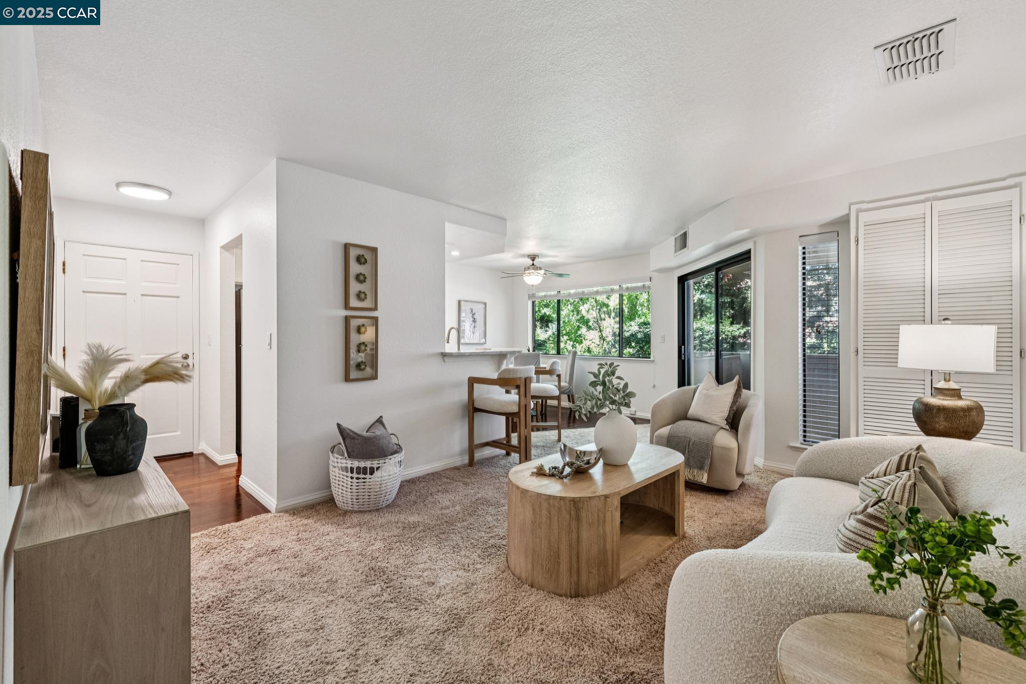 Photo #6: 41112915 Listing 