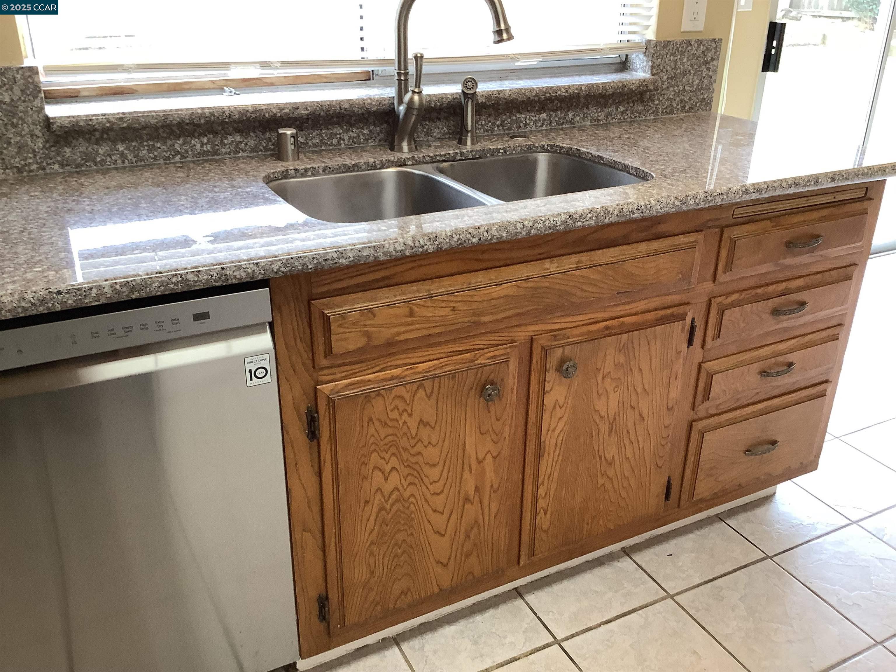 Detail Gallery Image 16 of 31 For 2265 Jacqueline Dr, Pittsburg,  CA 94565 - 3 Beds | 2 Baths