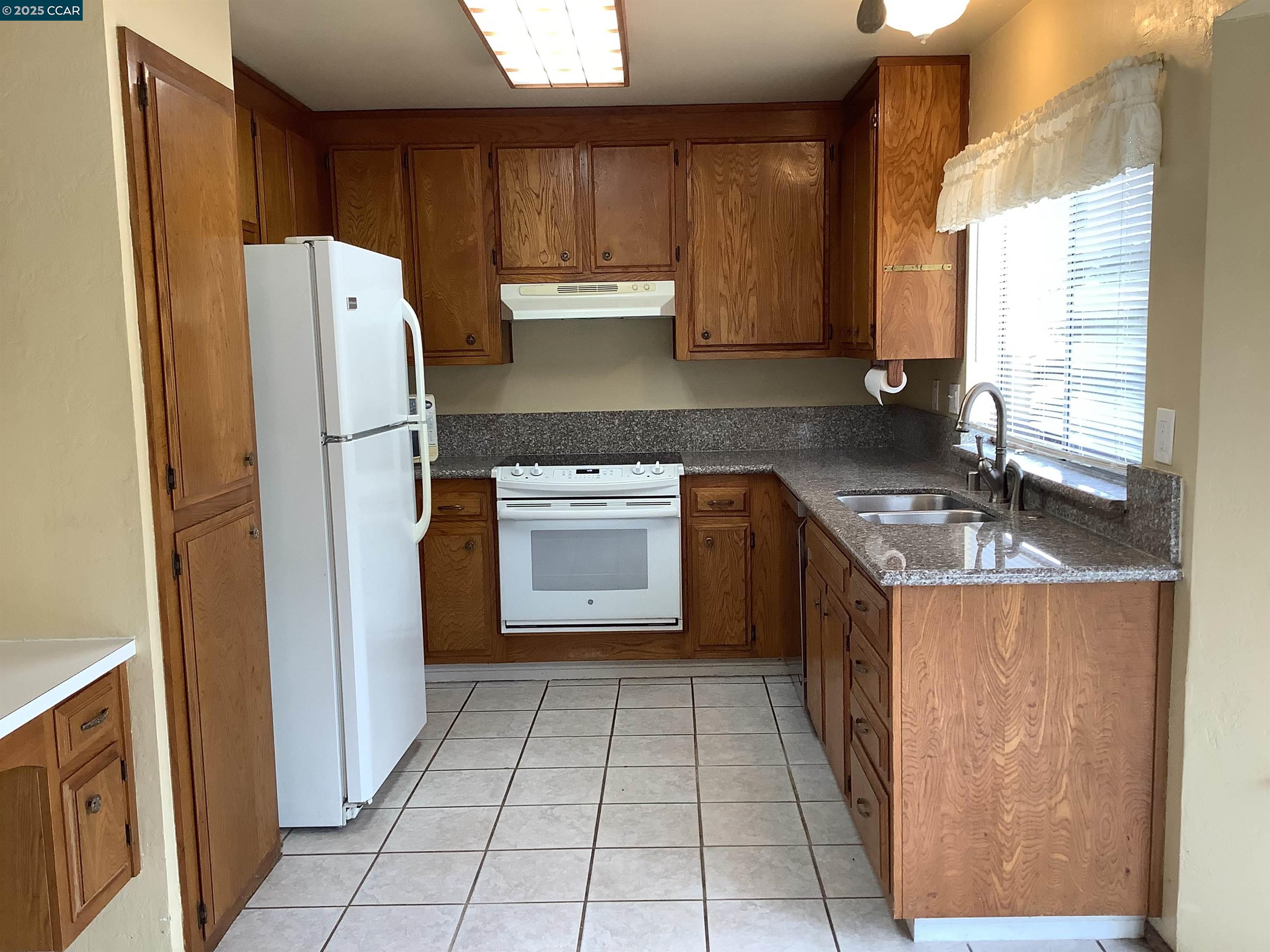 Detail Gallery Image 19 of 31 For 2265 Jacqueline Dr, Pittsburg,  CA 94565 - 3 Beds | 2 Baths