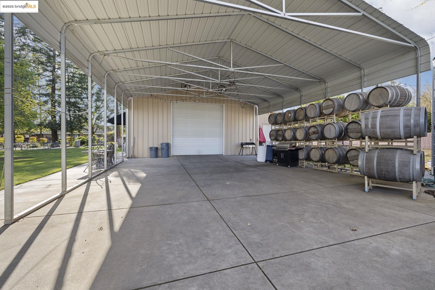 Detail Gallery Image 35 of 44 For 13299 Curry Ave, Lodi,  CA 95240 - 3 Beds | 4 Baths