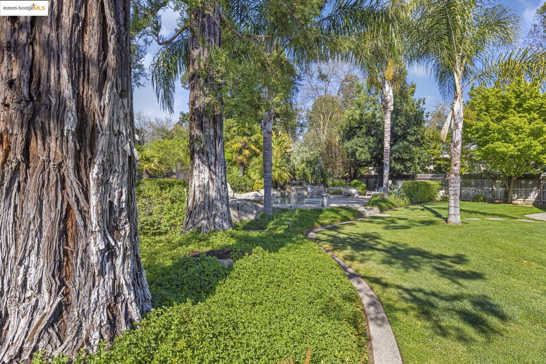 Detail Gallery Image 37 of 44 For 13299 Curry Ave, Lodi,  CA 95240 - 3 Beds | 4 Baths