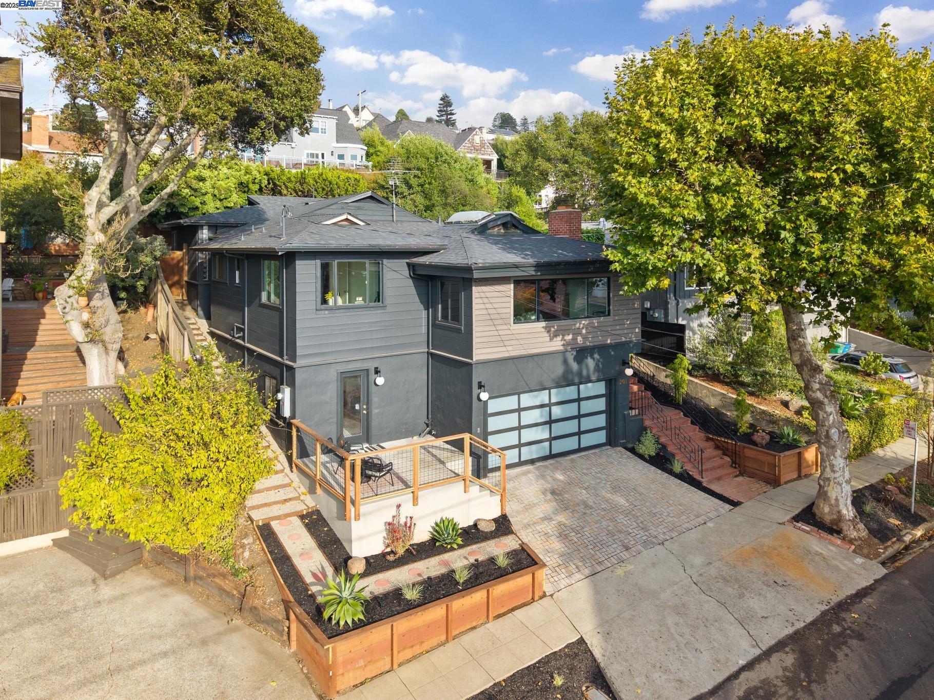 Detail Gallery Image 52 of 57 For 201 Amherst Ave, Kensington,  CA 94708 - 4 Beds | 2/1 Baths