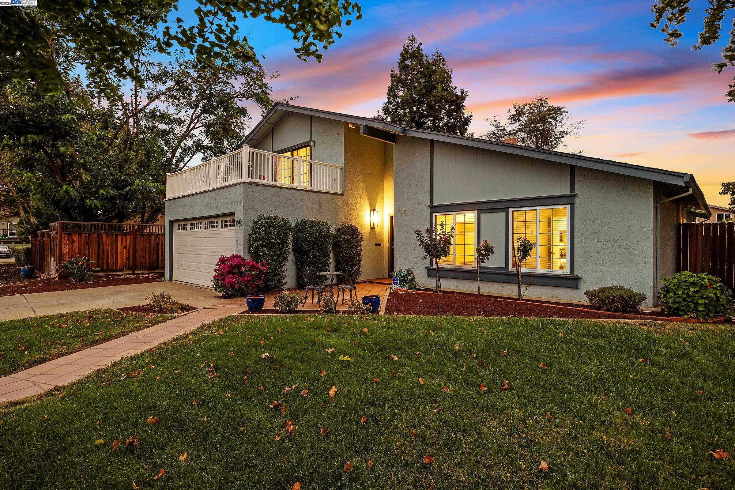 Front Image Thumbnail for BE41112924