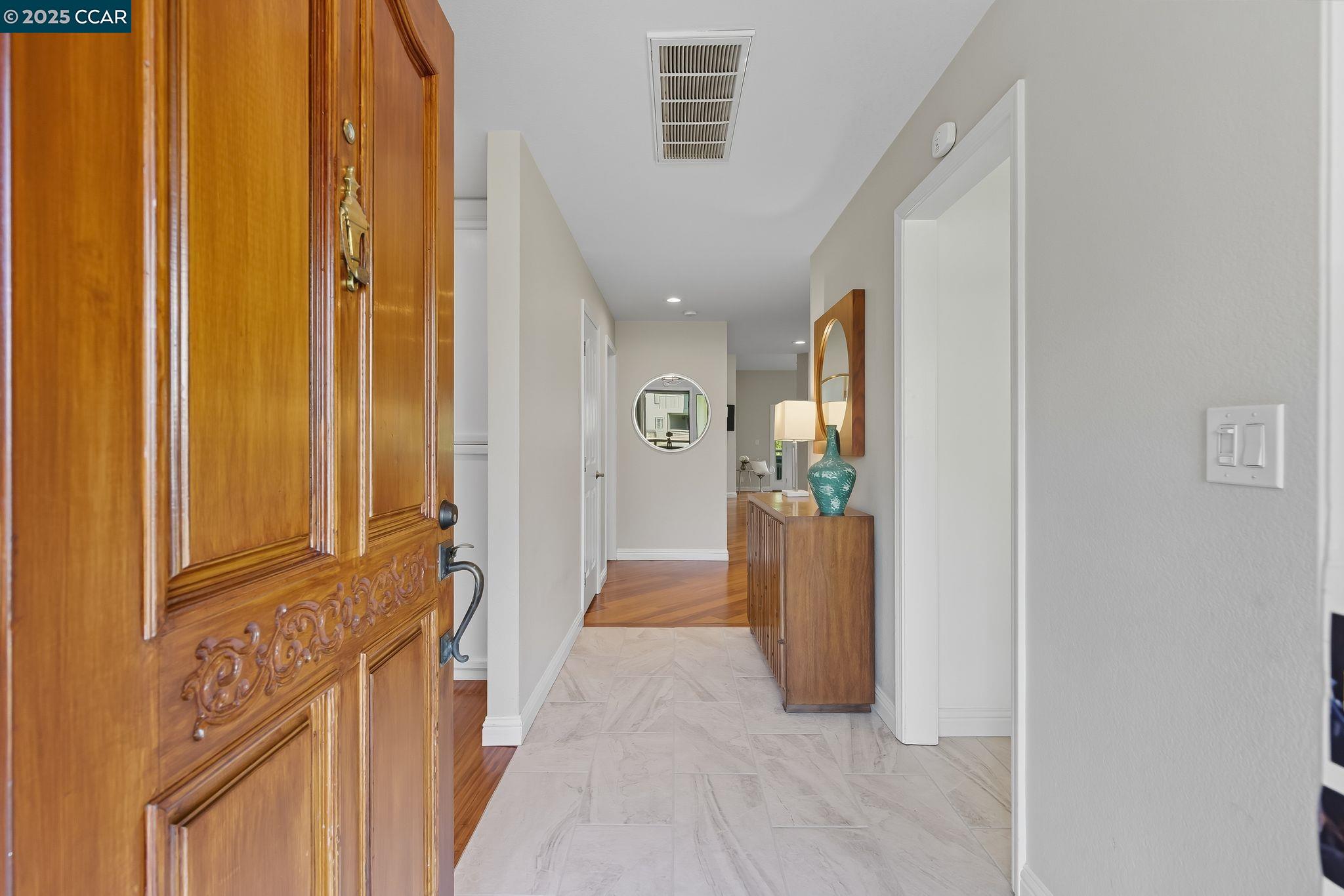 Photo #2: 41112927 Listing 