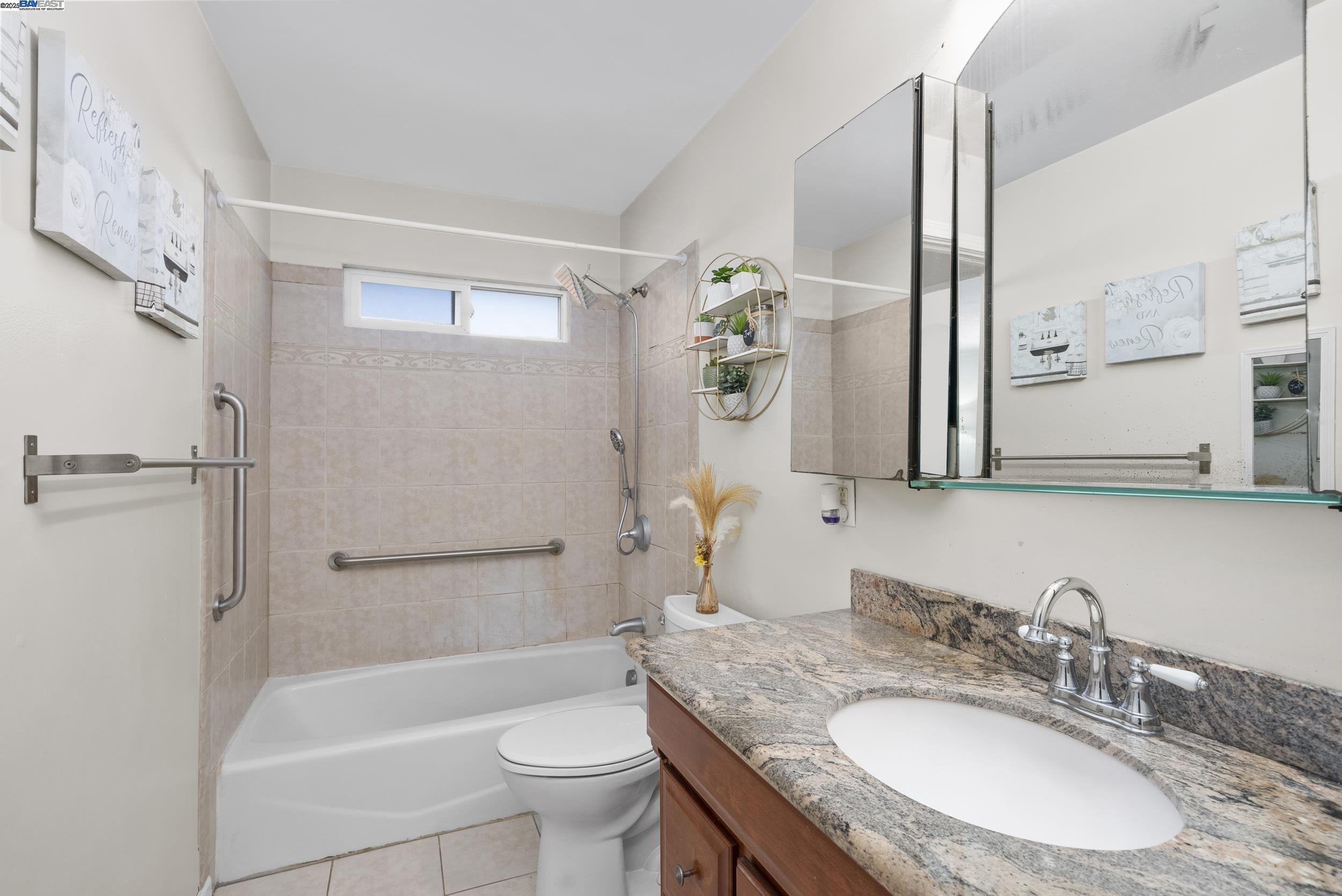 Detail Gallery Image 11 of 24 For 677 Fairway St, Hayward,  CA 94544 - 3 Beds | 2 Baths