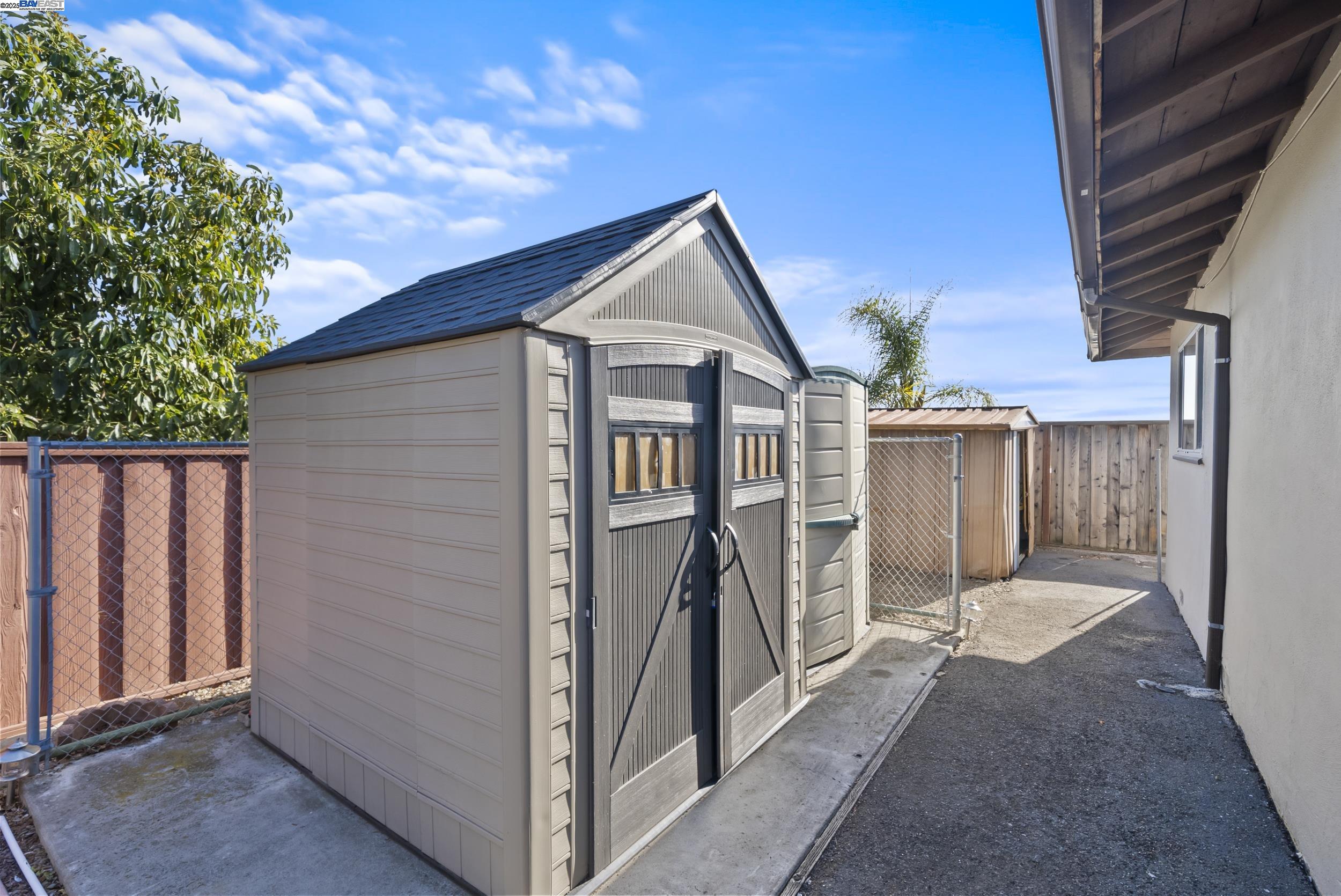 Detail Gallery Image 21 of 24 For 677 Fairway St, Hayward,  CA 94544 - 3 Beds | 2 Baths