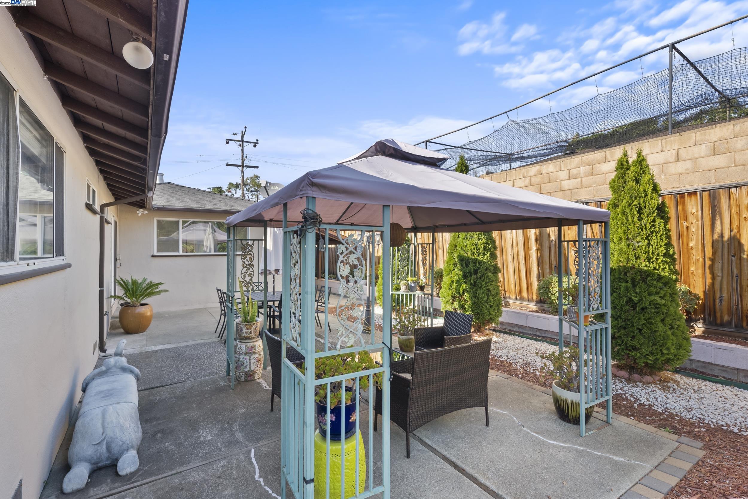 Detail Gallery Image 23 of 24 For 677 Fairway St, Hayward,  CA 94544 - 3 Beds | 2 Baths