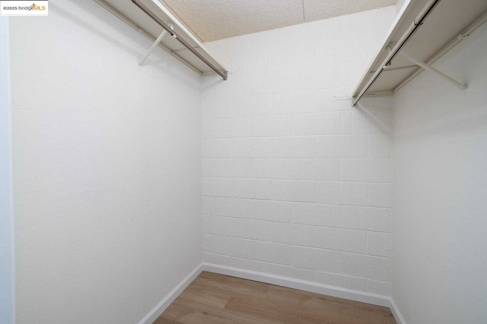 Photo #30: 41112937 Listing: Photo #30