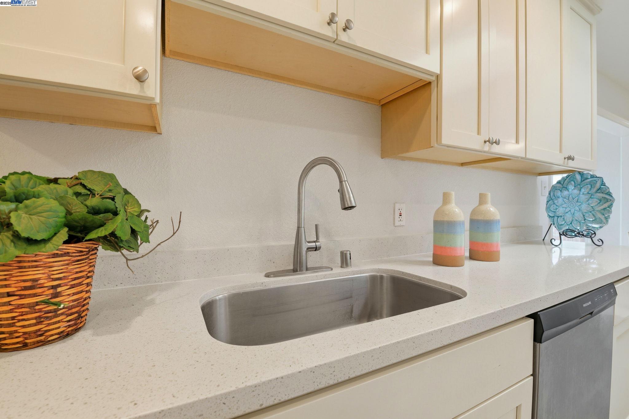 Detail Gallery Image 15 of 50 For 1241 Raymond Dr, Pacheco,  CA 94553 - 3 Beds | 2 Baths