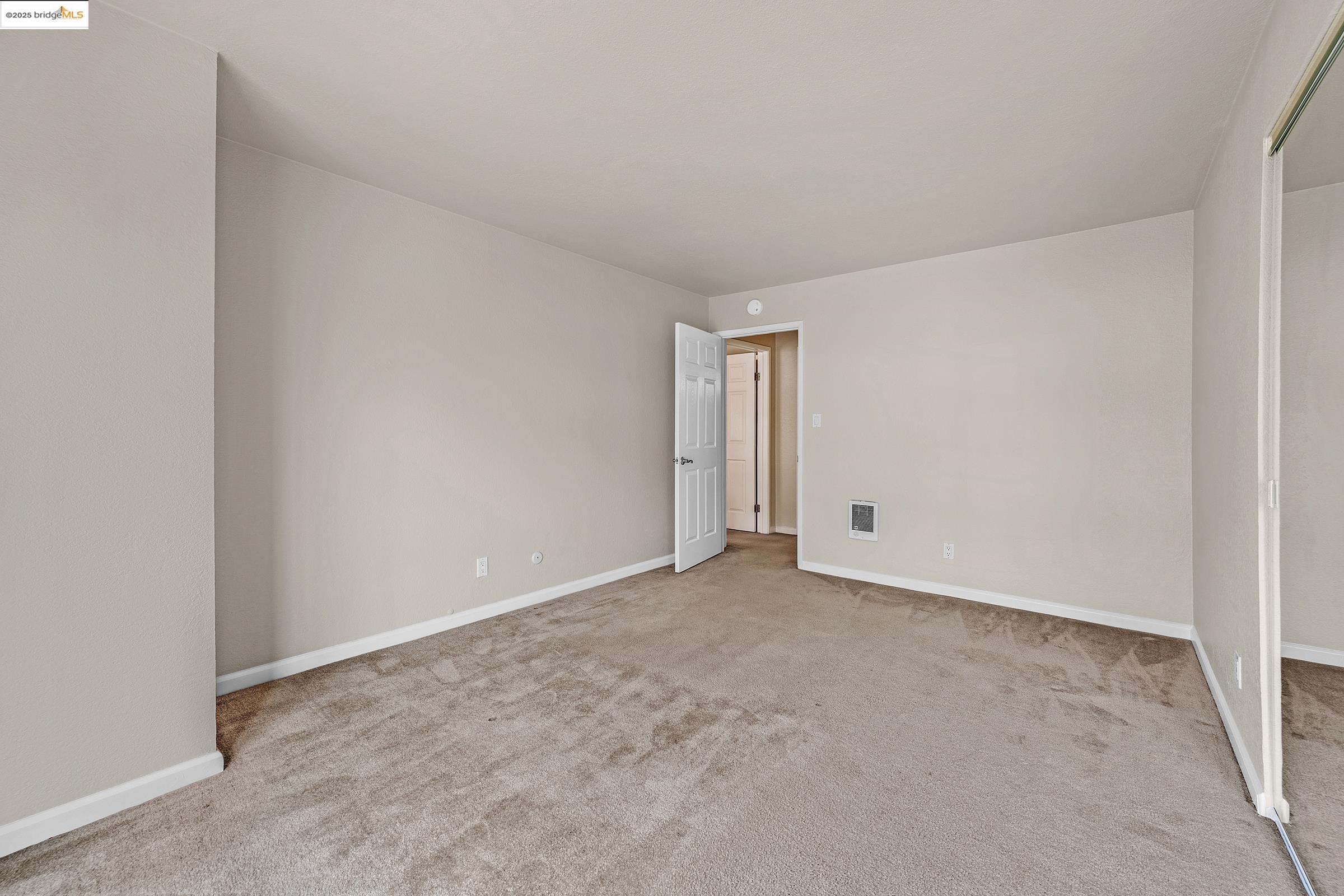 Photo #23: 41112945 Listing: Photo #23