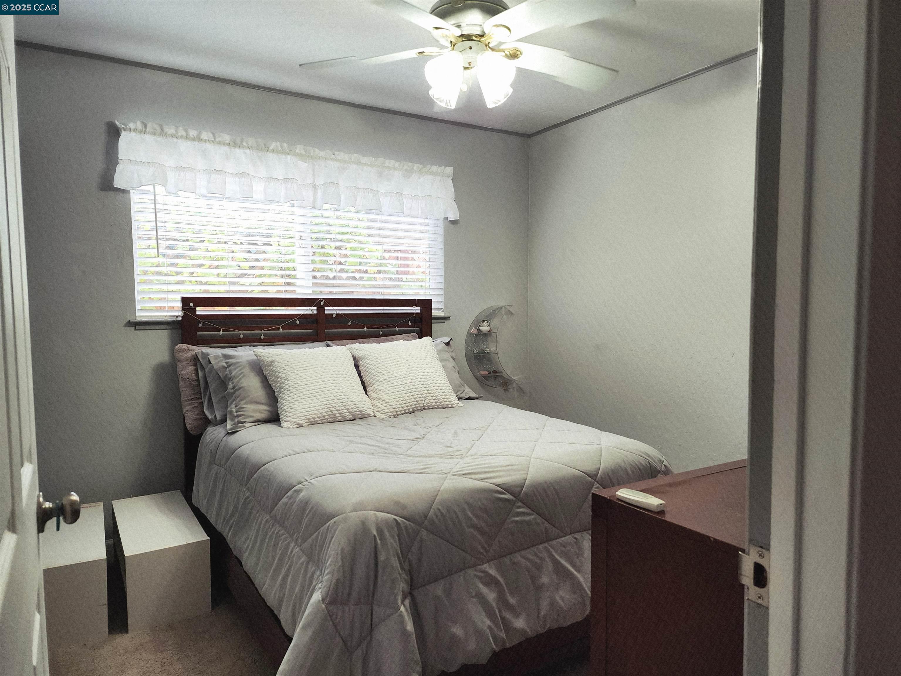 Detail Gallery Image 19 of 40 For 3636 Shenandoah Ct, Pleasanton,  CA 94588 - 4 Beds | 2 Baths