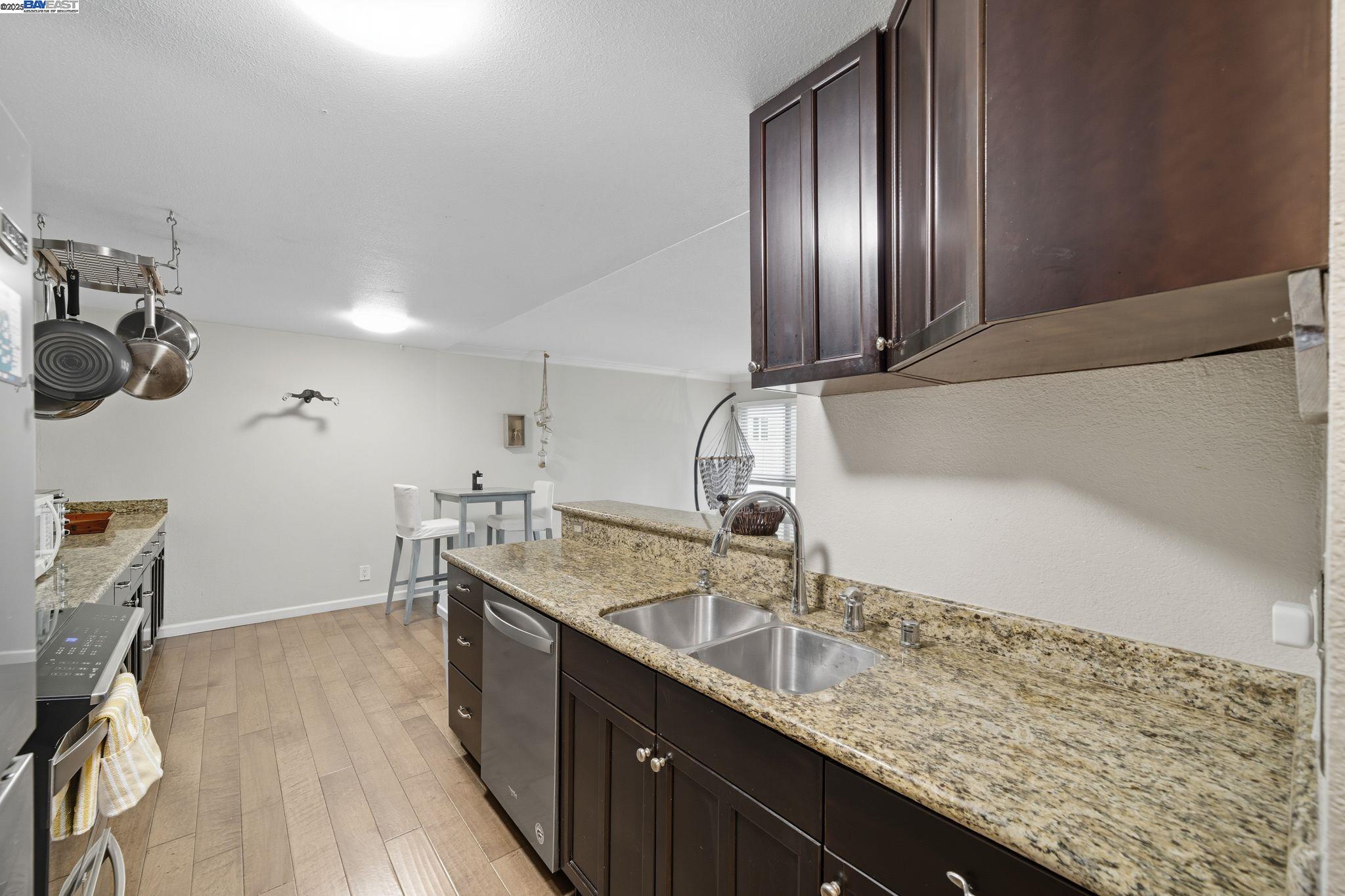 Photo #8: 41112950 Listing: Photo #8