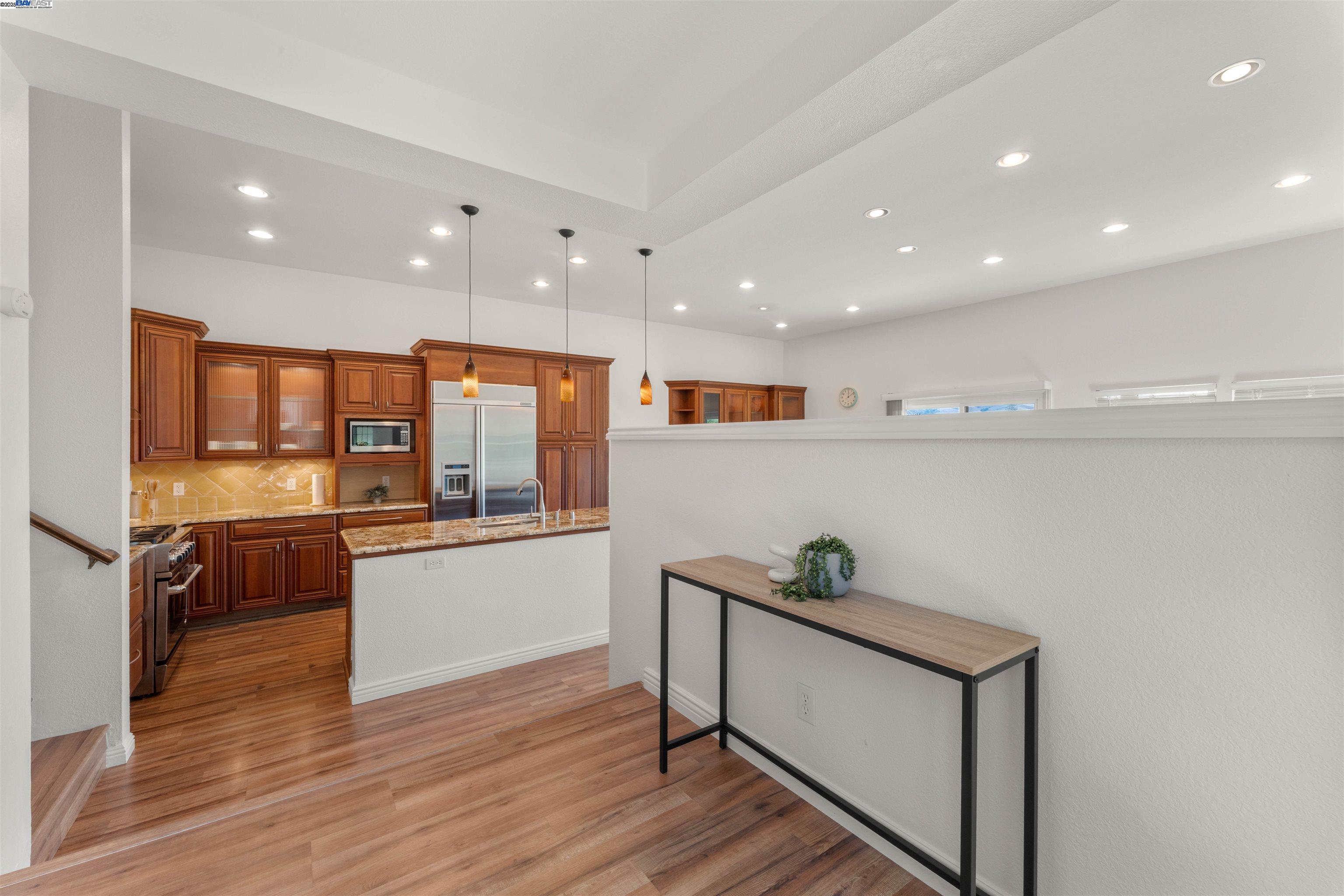 Photo #8: 41112951 Listing: Photo #8