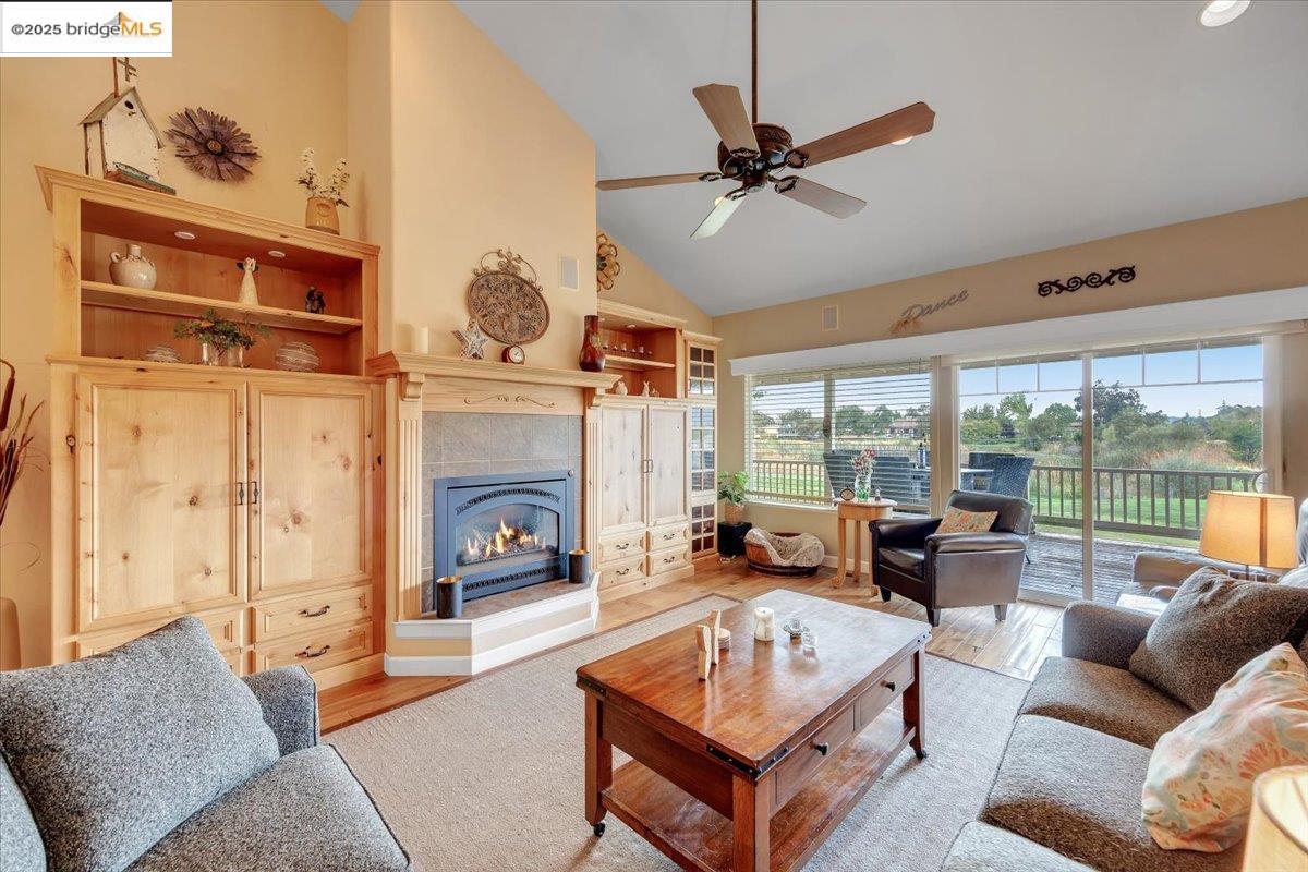 Detail Gallery Image 7 of 60 For 544 Springhouse Dr., Angels Camp,  CA 95222 - 3 Beds | 2 Baths