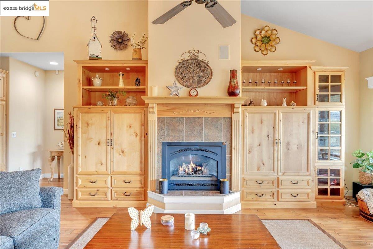 Detail Gallery Image 9 of 60 For 544 Springhouse Dr., Angels Camp,  CA 95222 - 3 Beds | 2 Baths