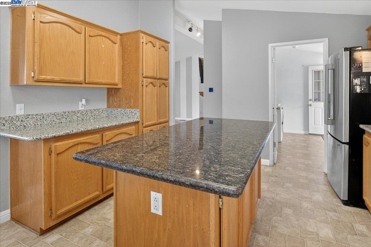 Detail Gallery Image 17 of 36 For 2329 Bridwell Way, Hayward,  CA 94545 - 3 Beds | 2 Baths